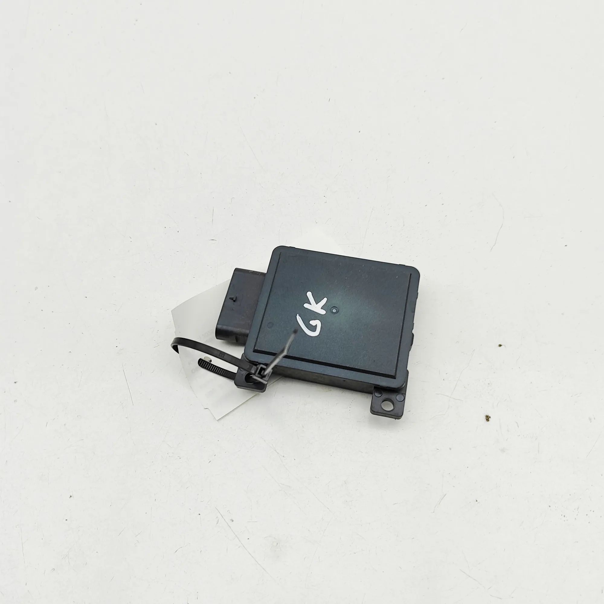 BYD Dolphin Blind Spot Control Module 0203305791, EM2EU-3602700 Blind Spot Control Mo...