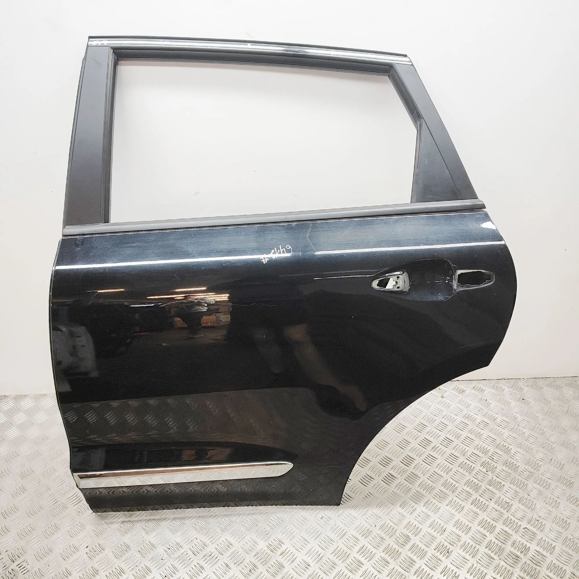 Kia Niro Rear Left Door 77003-G5000 Rear Left Door KIA NIRO (2016-...)
...