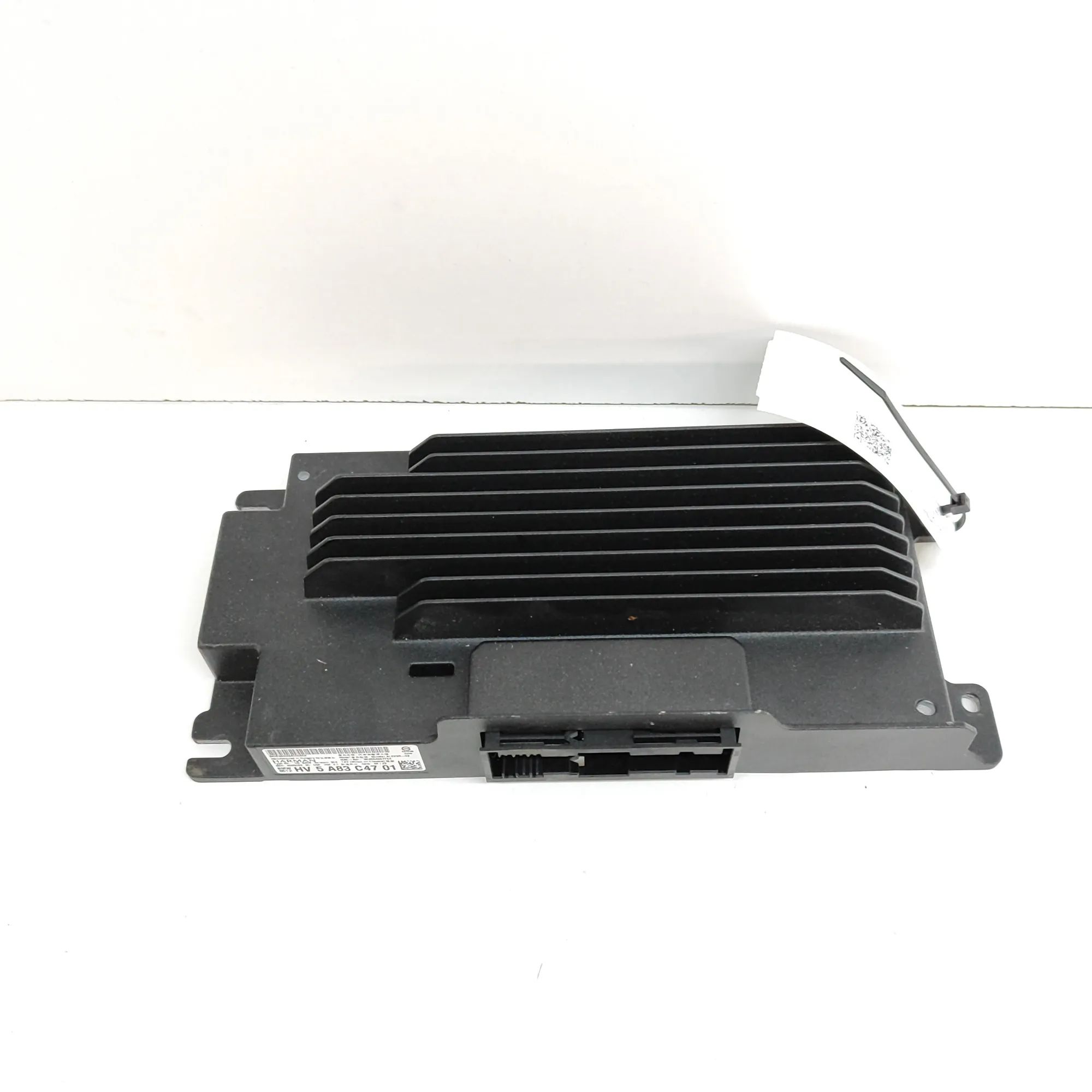 BMW i4 (G26) Sound amplifier 5A83C47 Sound Amplifier BMW I4 (G26) (2022-...)...