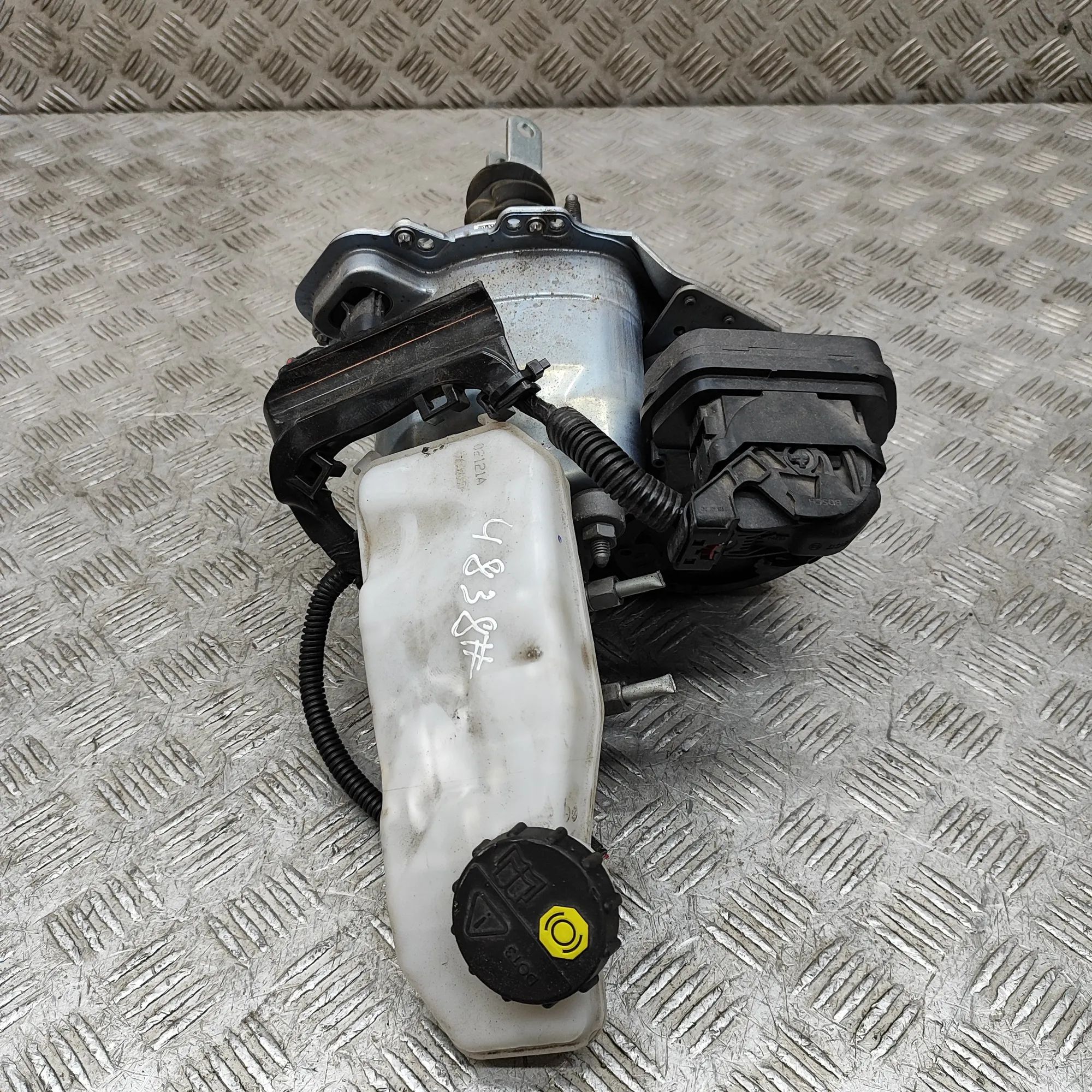 Tesla Model 3 Brake Servo Booster 1044672-00-E Brake Servo Booster TESLA MODEL 3 ...