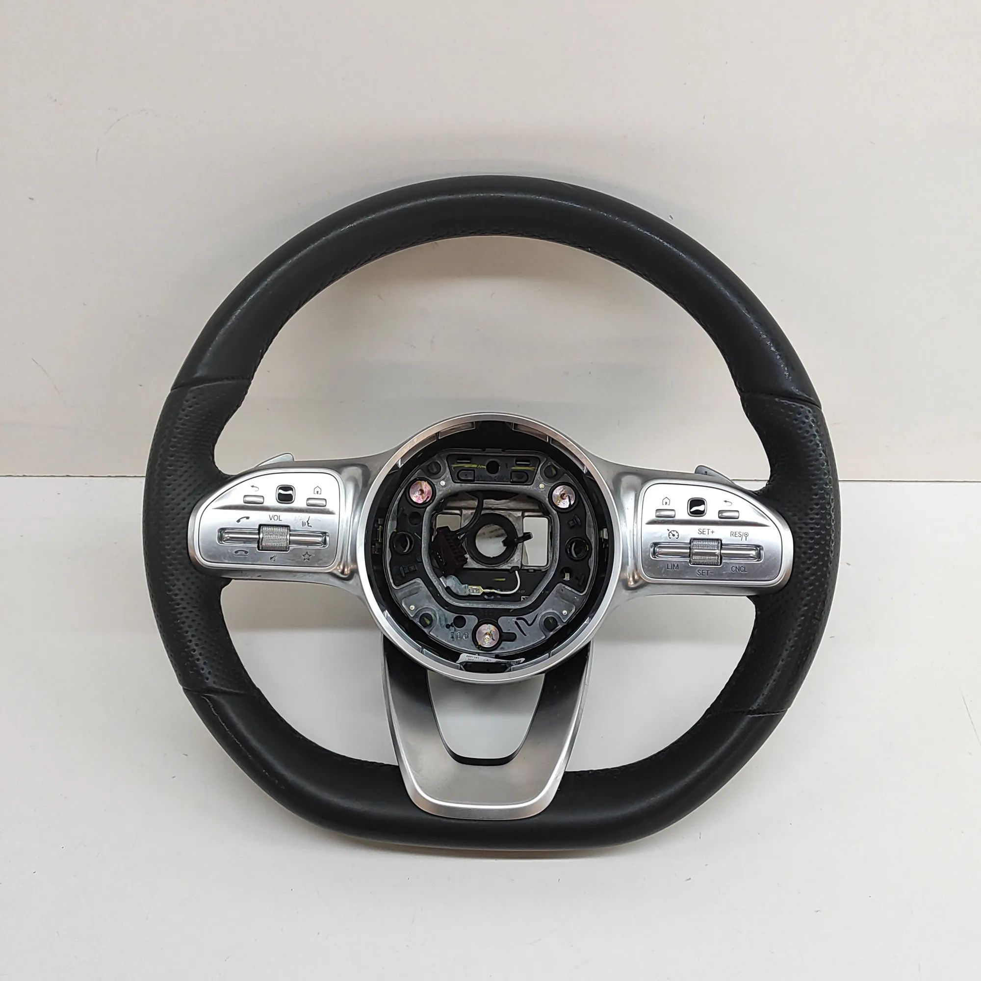 Mercedes-Benz GLE (W167) steering wheel A0004609102, A0050004799 Steering Wheel MERCEDE...
