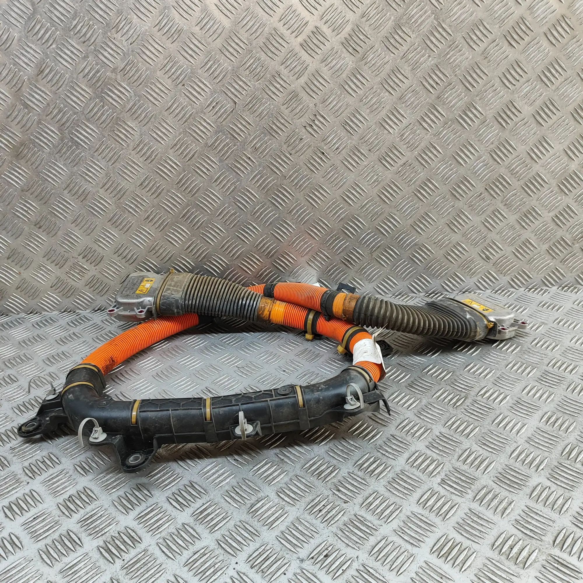 Jaguar F-Pace Cable Harness M8A2-16B521-AC Cable Harness JAGUAR F-PACE (X76...