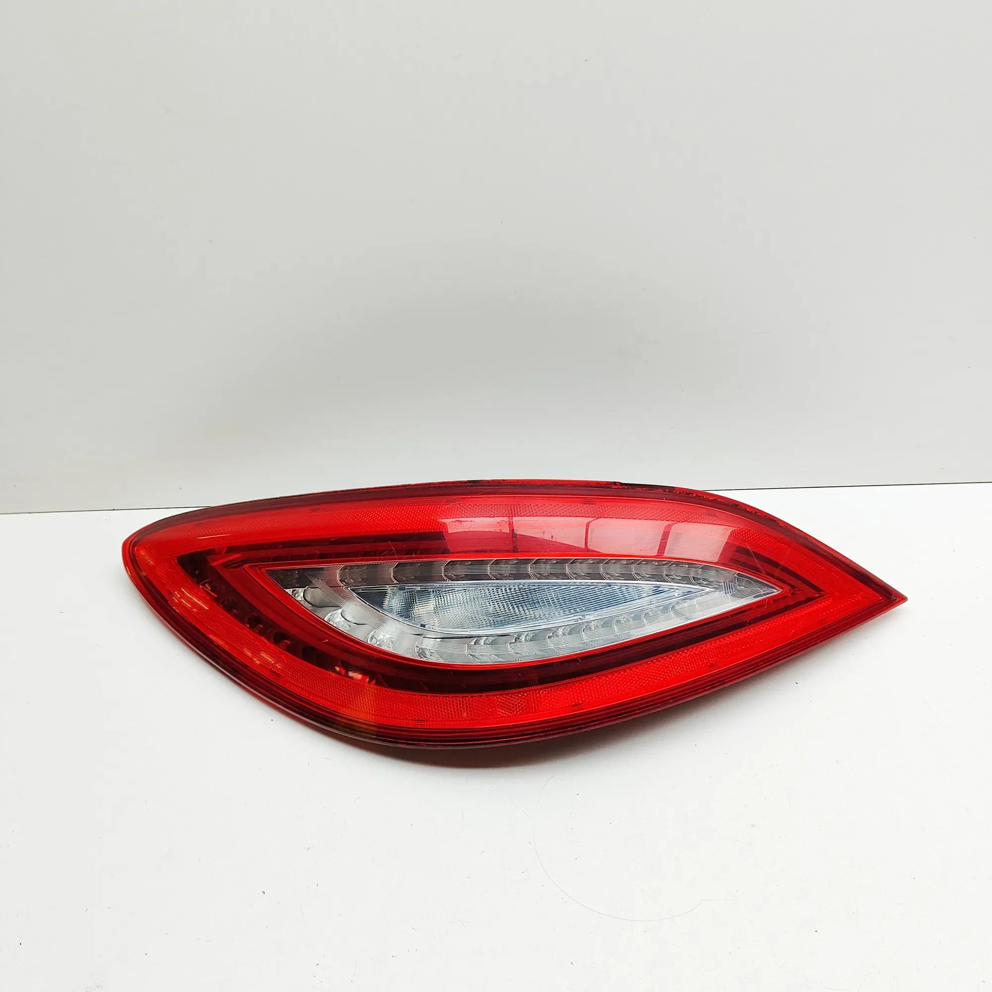 Mercedes-Benz CLS (C218) Rear Left Tail Light A2189060158 Rear Left Tail Light MERCEDES-BENZ ...