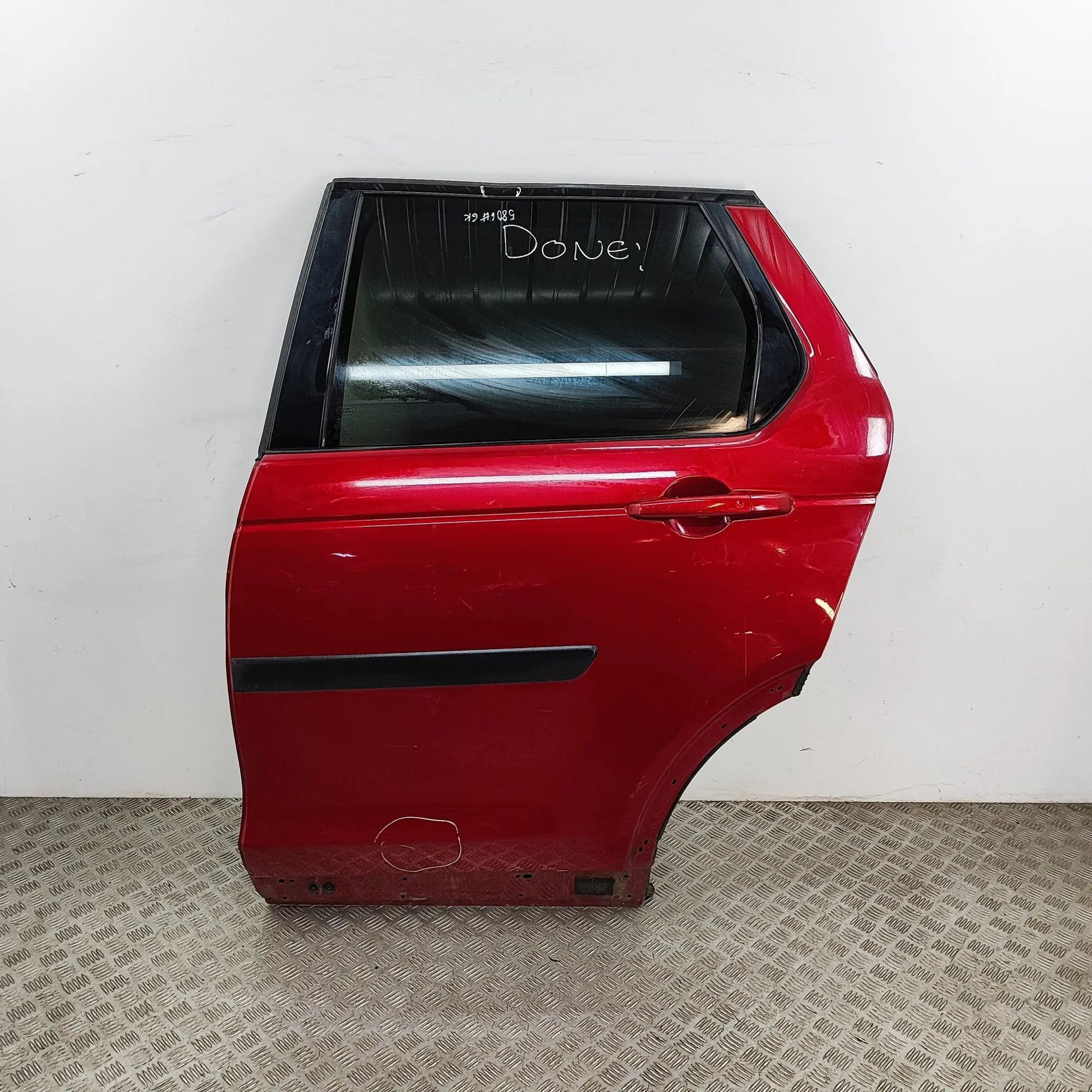 Land Rover Discovery Sport Rear Left Door LR061285, FK72-24631-AB Rear Left Door LAND ROV...