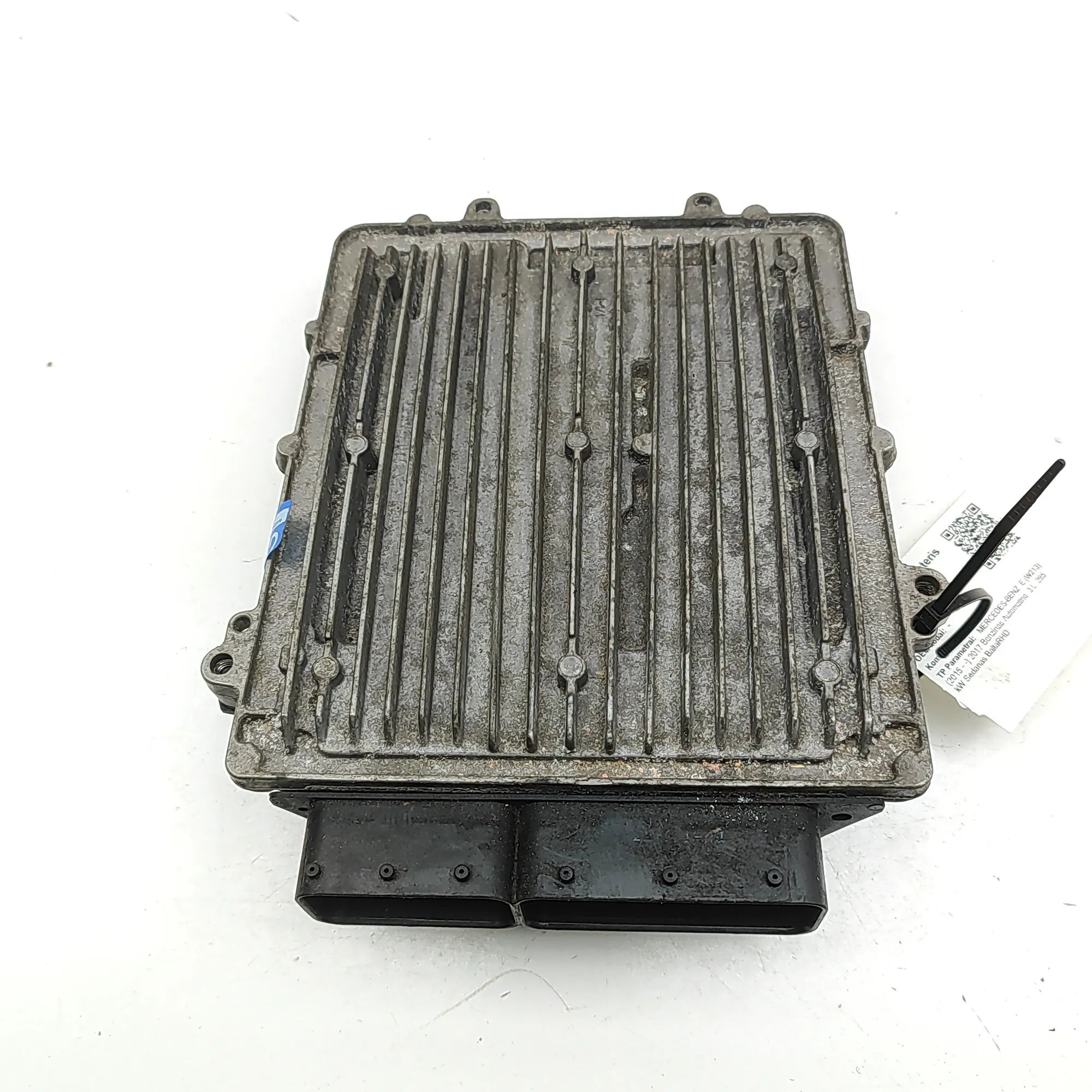Mercedes-Benz A (W176) Engine Control Unit A2769016300, 0261S08566, 1039S96513, A276900750...