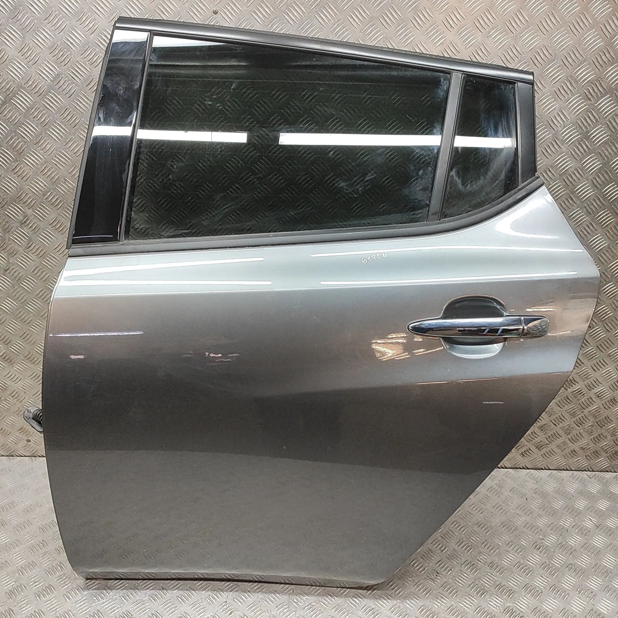 Nissan Leaf Rear Left Door H2101-5SLMB Rear Left Door NISSAN LEAF (ZE1) (2...