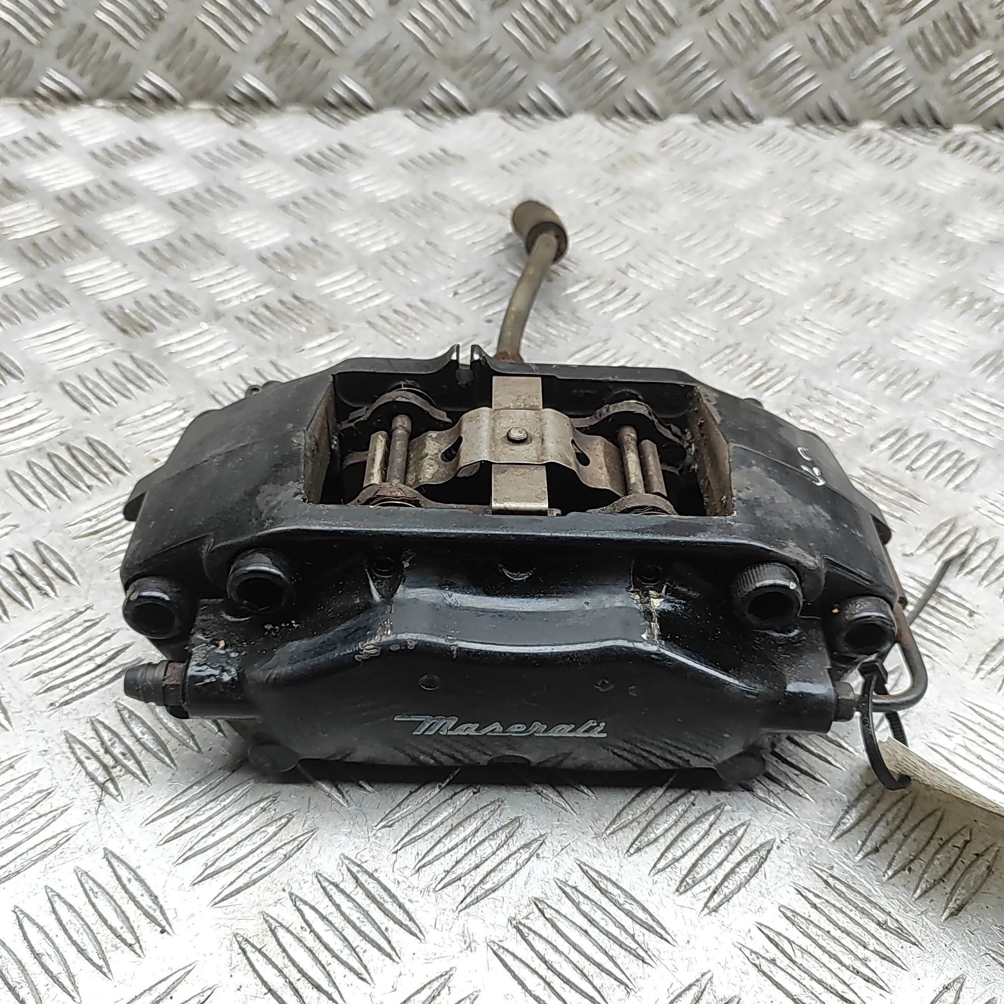Maserati GranTurismo / GranCabrio Rear Right Brake Caliper 82102700 Rear Right Brake Caliper MASERATI GRAN...