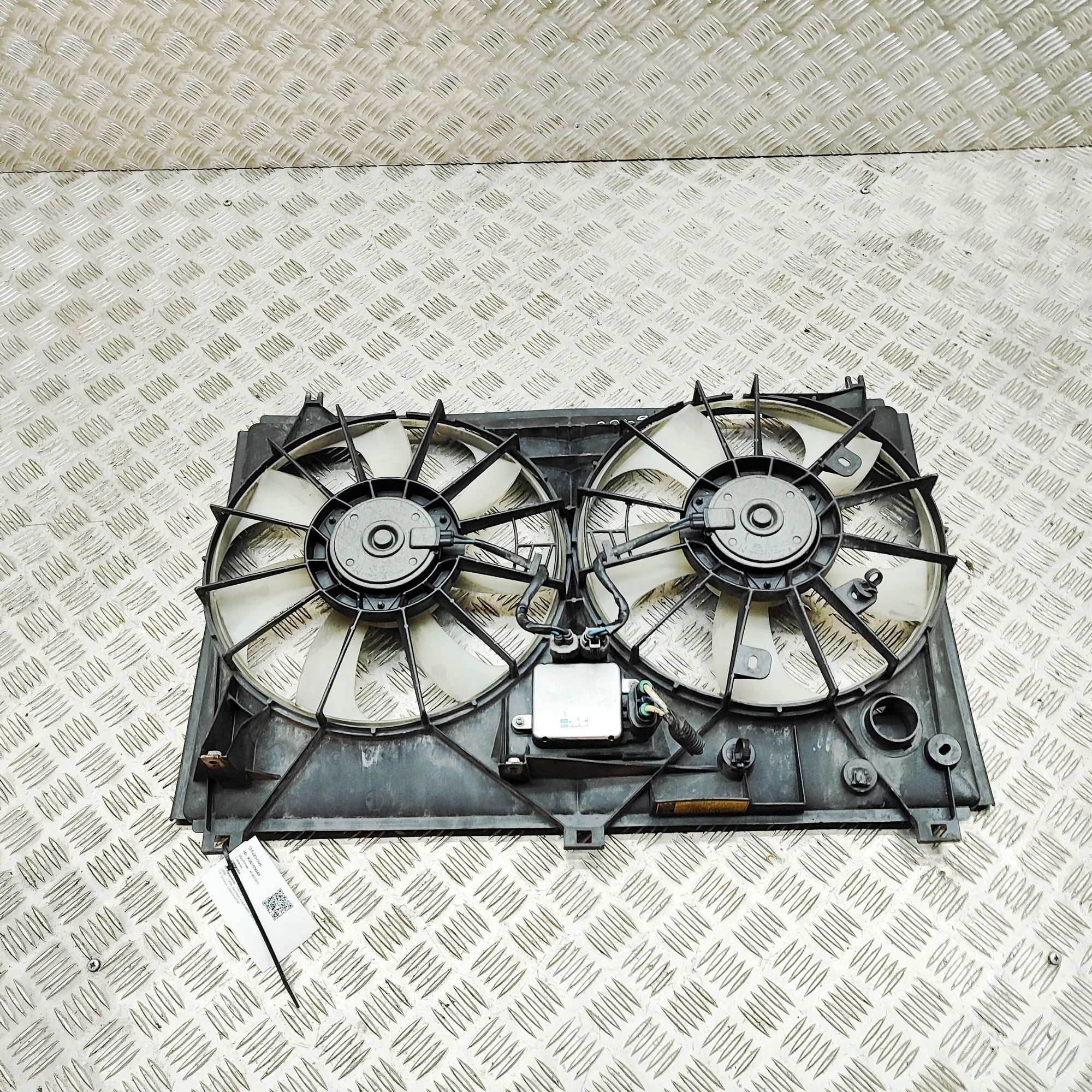 Lexus LS Engine Cooling Fan Shroud