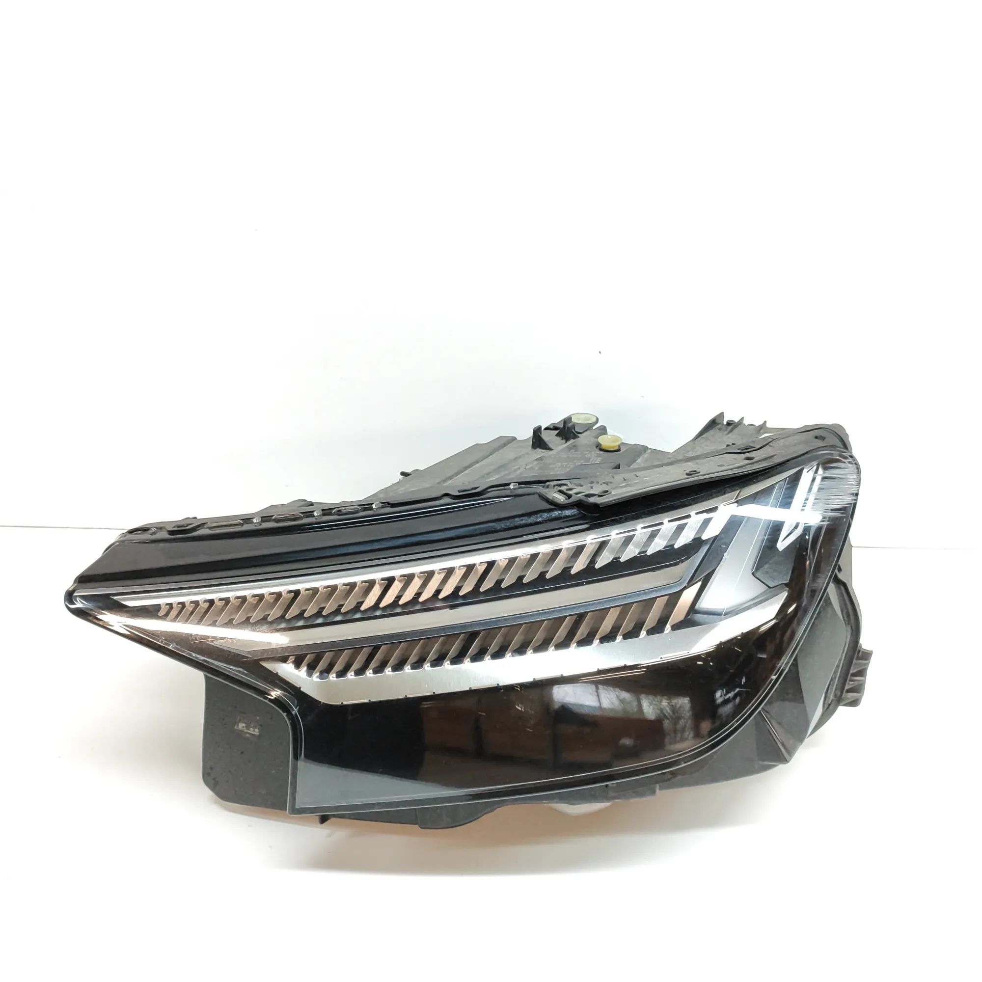 Audi Q4 e-tron Front Left Headlight 89A941035 Front Left Headlight AUDI Q4 (Sportba...