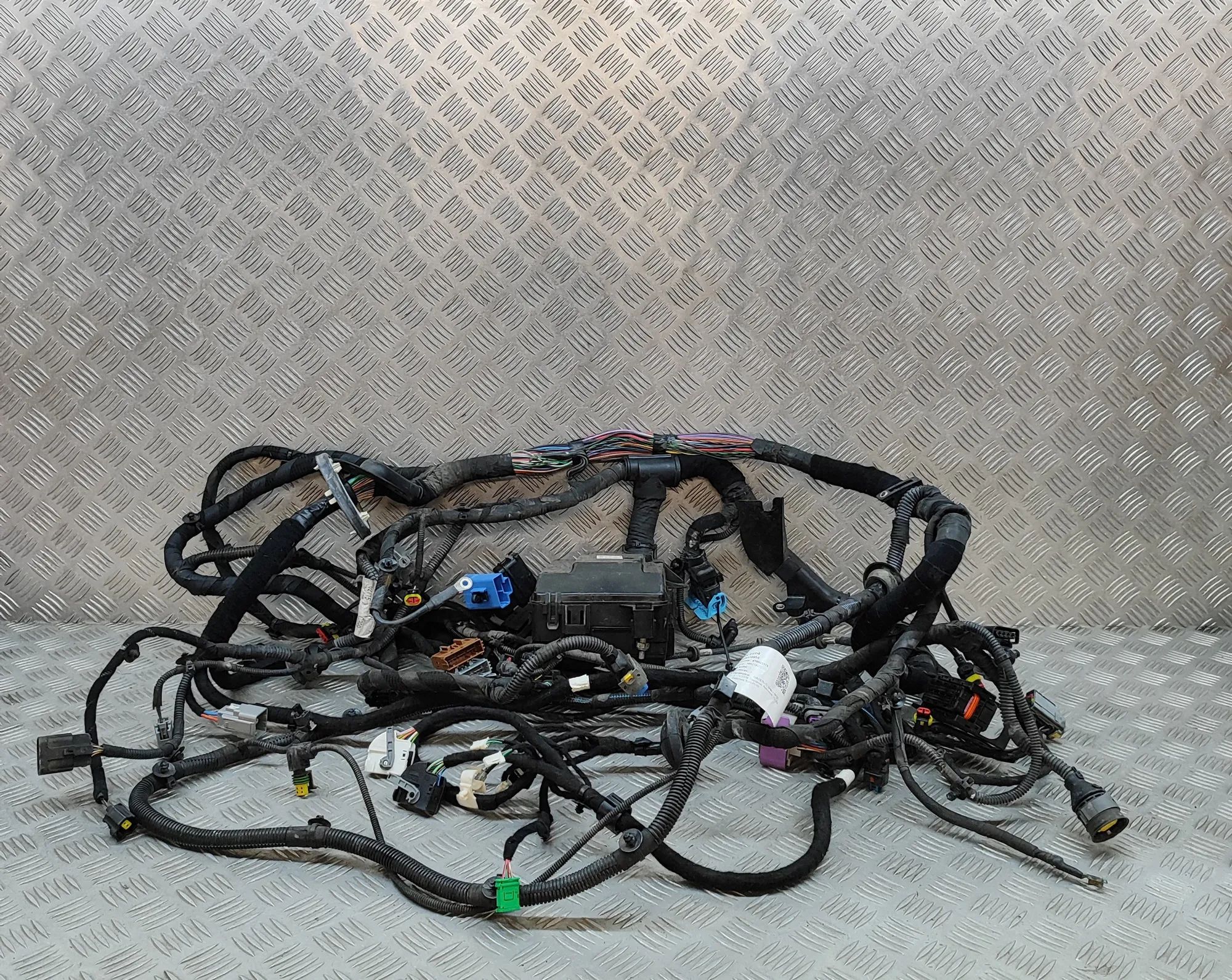 Maserati Ghibli Engine Cable Harness 670030455 Engine Cable Harness MASERATI GHIBLI ...