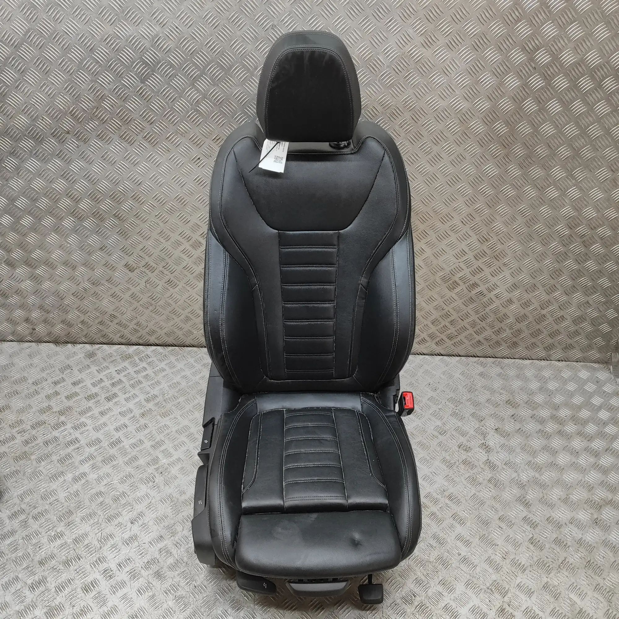 BMW X3 / iX3 (G01) Front Right Seat 7414604, 7472486 Front Right Seat BMW X3 (G01, ...