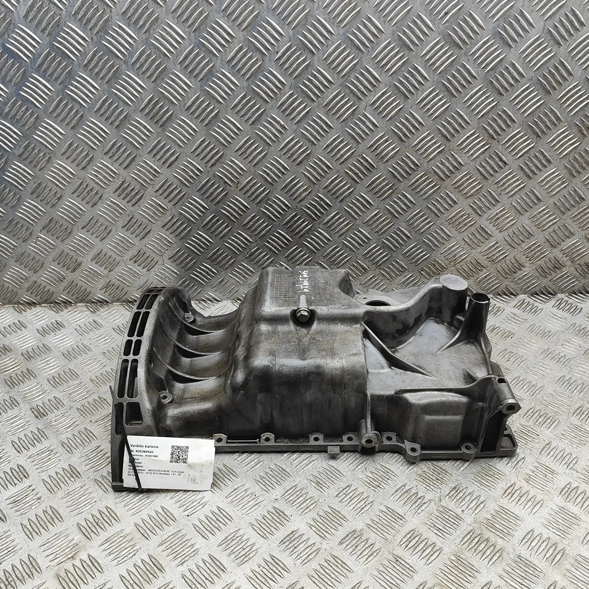 Mercedes-Benz CLA (C117) Engine Oil Pan A2700140000 Engine Oil Pan MERCEDES-BENZ CLA (C...