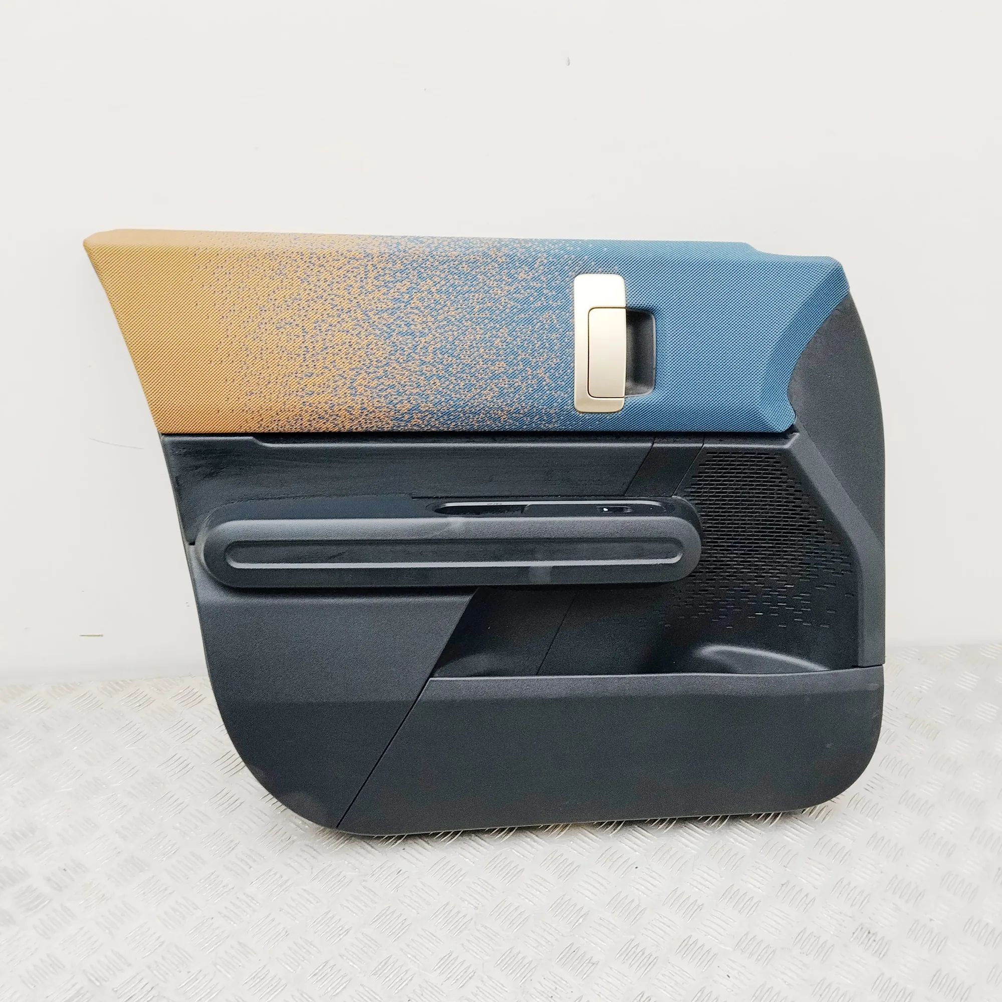 Mini Countryman (U25) Front Left Door Panel 5A9BE43 Front Left Door Panel MINI COUNTRYMAN (...