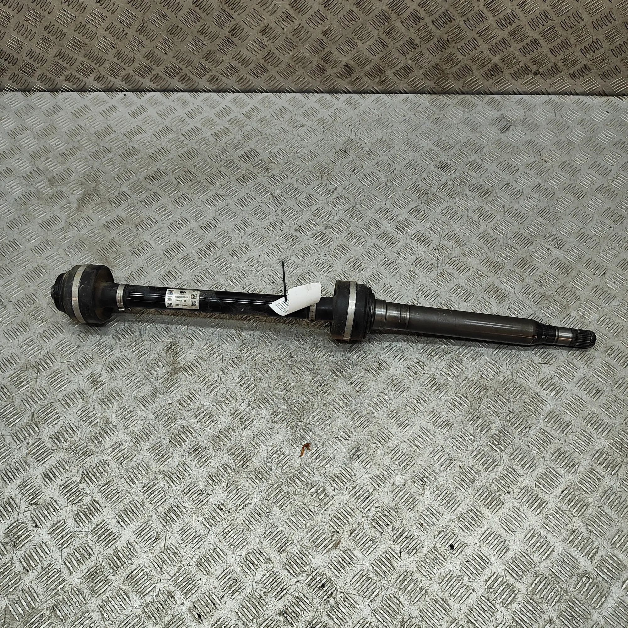 BMW X3 / iX3 (G01) Rear Right Driveshaft 7560820 Rear Right Driveshaft BMW IX3 (G08) (20...