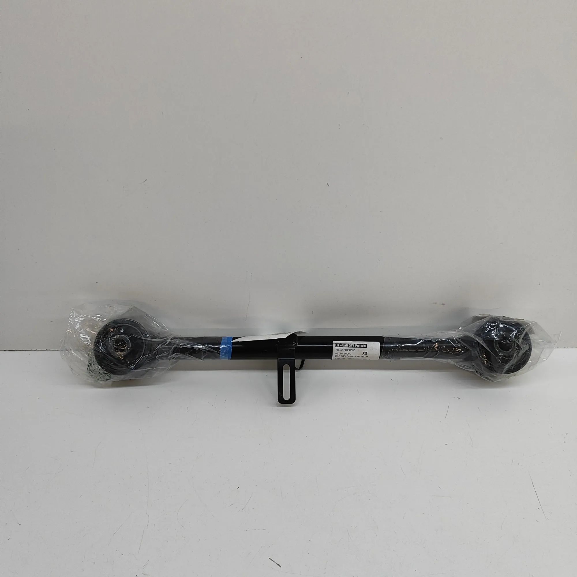 Toyota Land Cruiser 100 Rear Left Control Arm 48710-60080 Rear Left Control Arm TOYOTA LAND C...