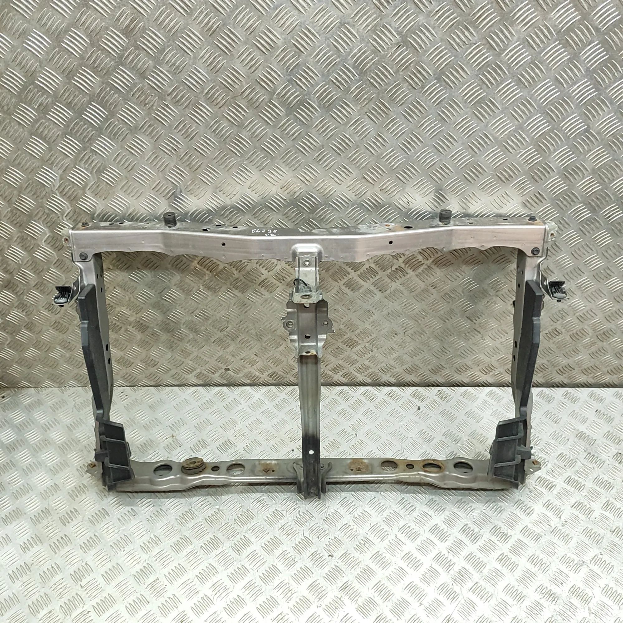 Toyota Auris Slam Panel Frame Kit 53201-02904 Slam Panel Frame Kit TOYOTA AURIS (...