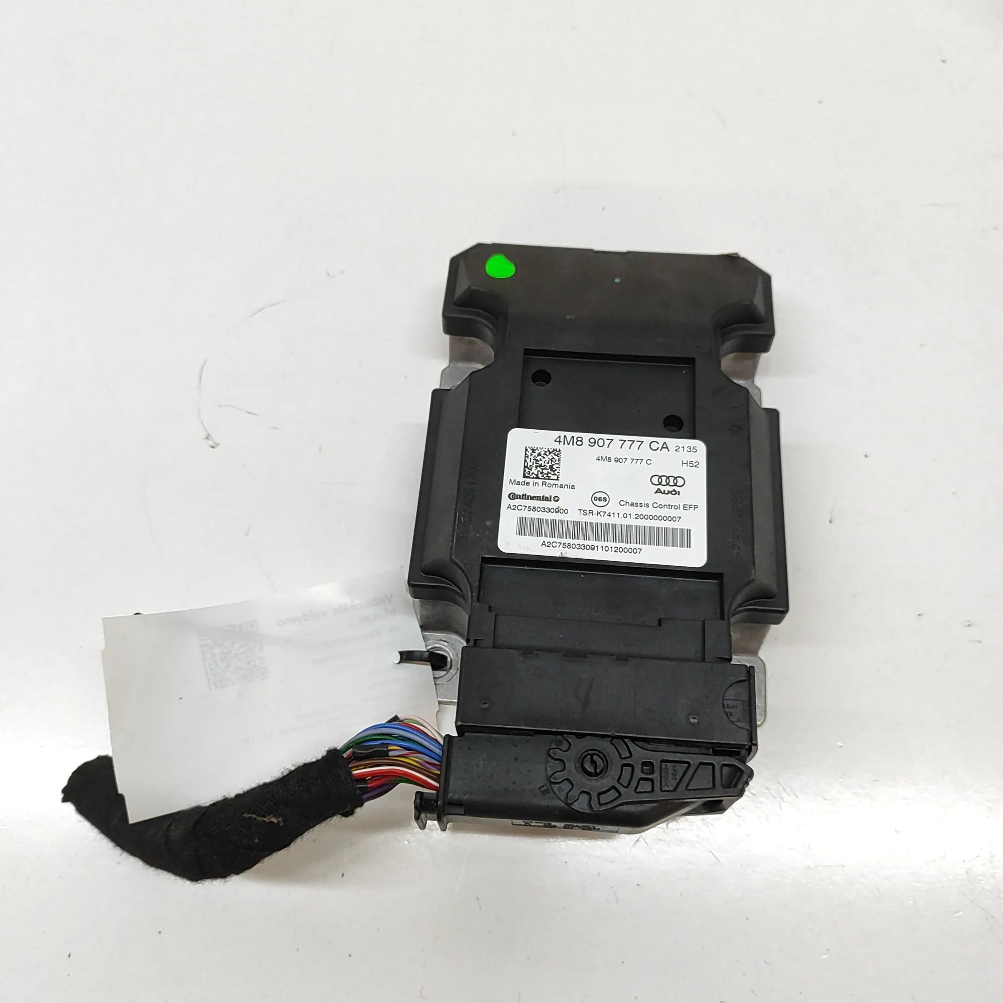 Audi Q7 (4M) Suspension Control Unit 4M8907777C, A2C7580330900, 4M8907777CA Suspensi...