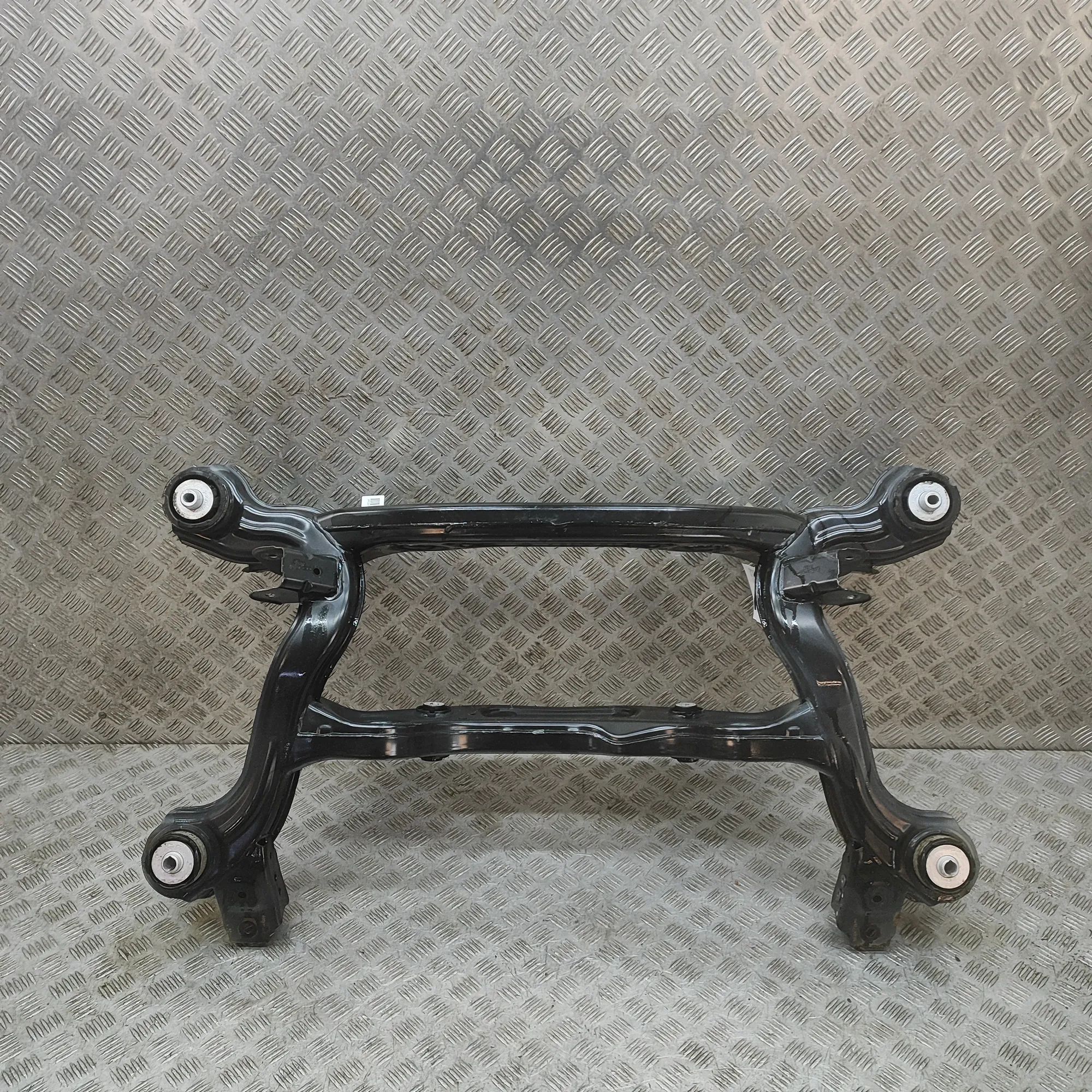 Mercedes-Benz GLA / EQA (H247) Rear subframe A2433504301, A2433501501, A2433520300 Rear Subf...