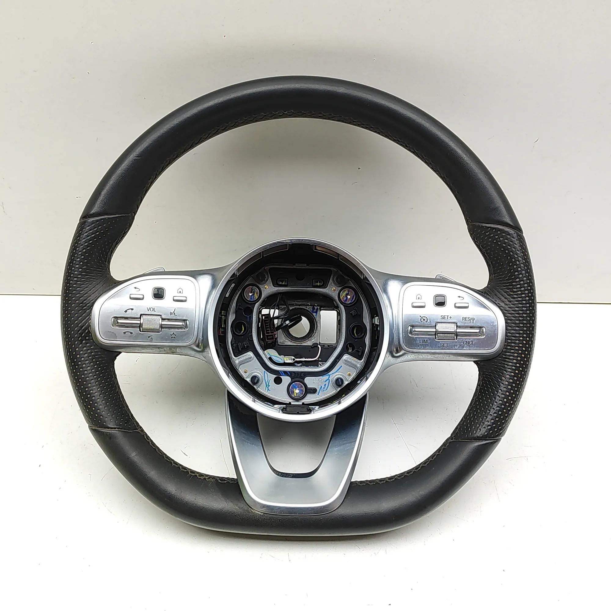 Mercedes-Benz GLE (W167) steering wheel A0004609102, A0050004799 Steering Wheel MERCEDE...