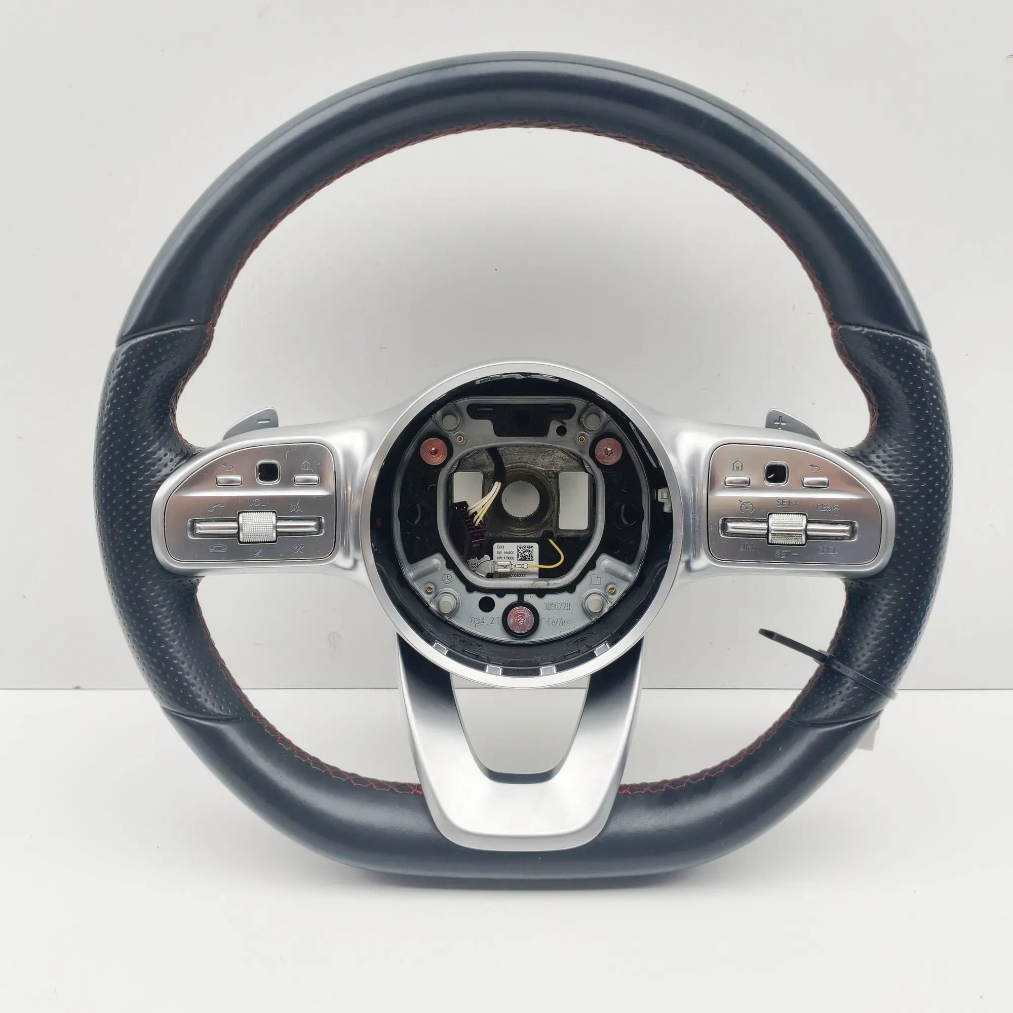 Mercedes-Benz GLA / EQA (H247) steering wheel A0050004599 Steering Wheel MERCEDES-BENZ EQAH24...