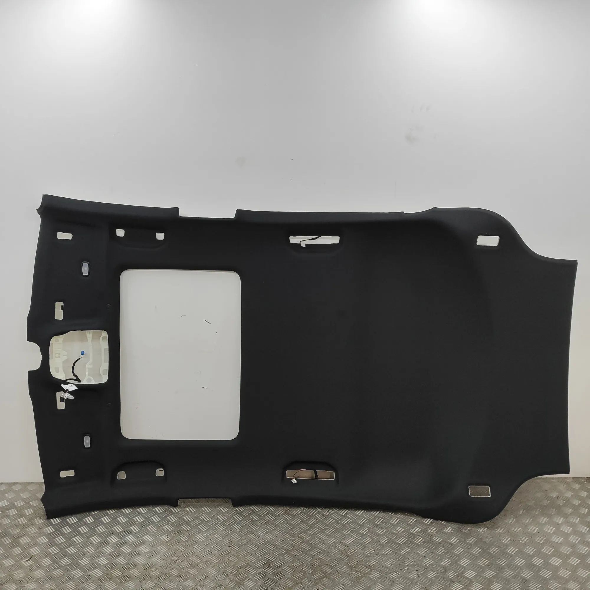 Mercedes-Benz EQC (N293) Roof Headliner A2936905200 Roof Headliner MERCEDES-BENZ EQC (2...