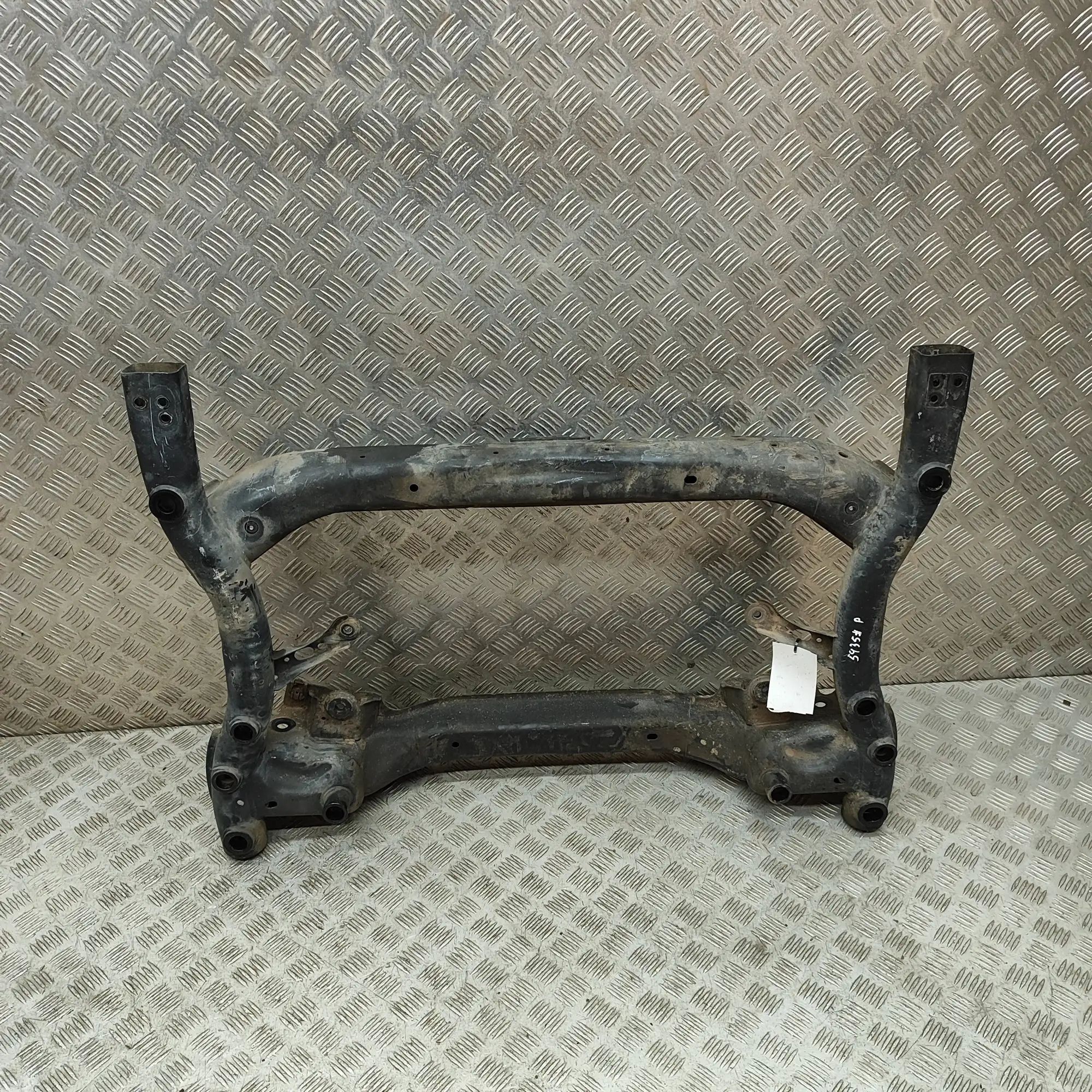 Mercedes-Benz A (W176) Front subframe A2136281200 Front Subframe MERCEDES-BENZ E-CLAS...