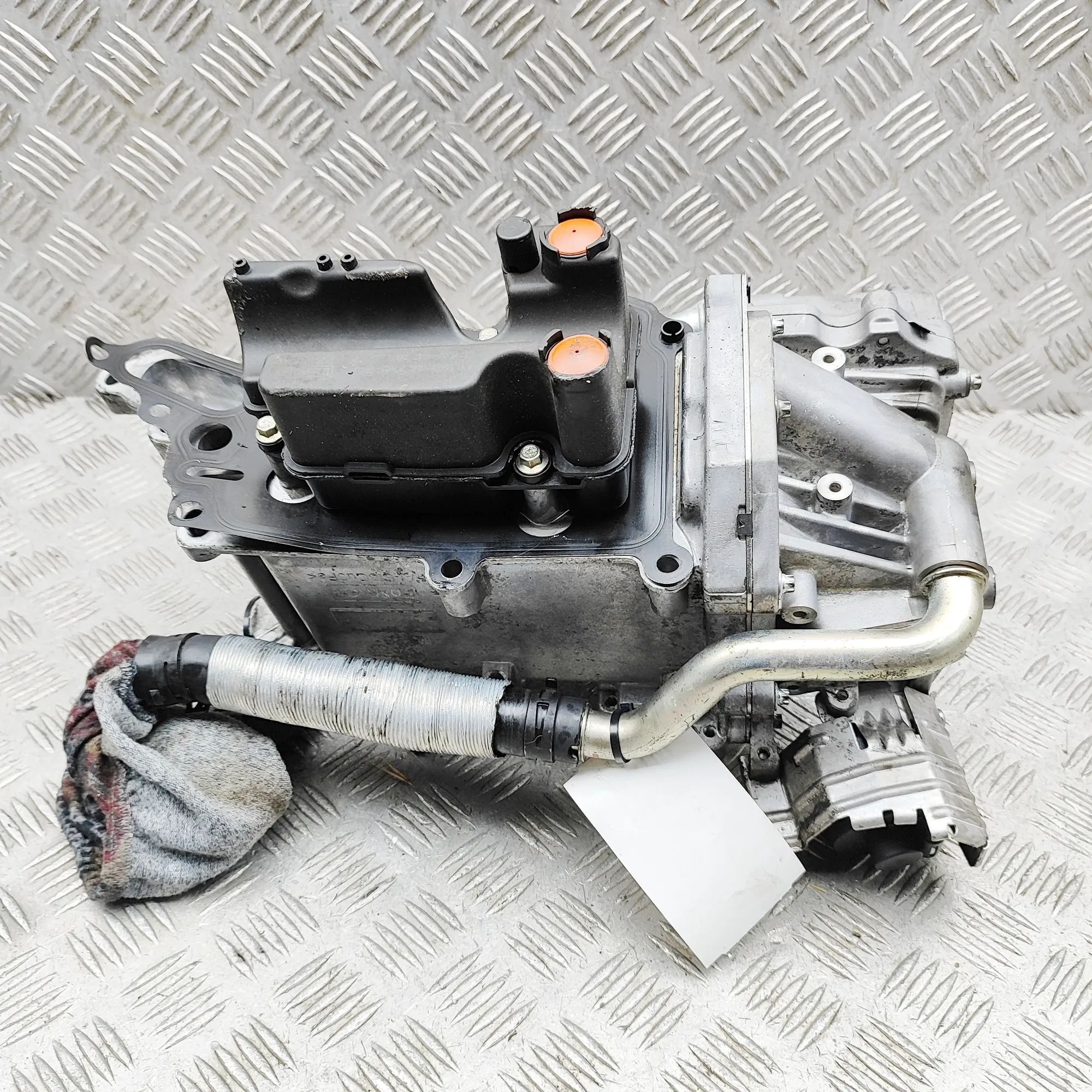 Land Rover Range Rover (L405) EGR jahutus AL3Q-9U433-AA, AL3Q-9U483-ED EGR Cooler LAND RO...