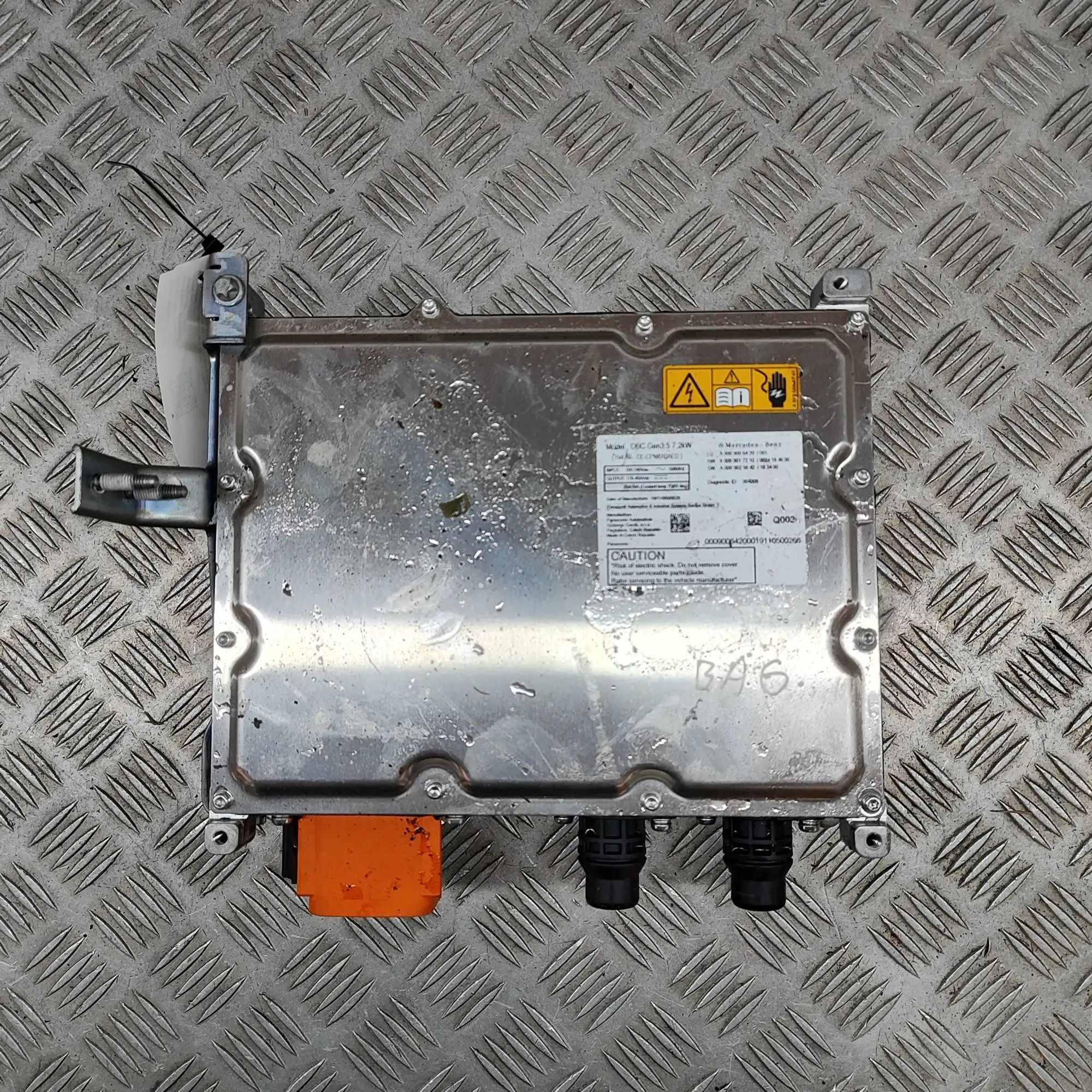 Mercedes-Benz A (W177) Invertteri A0009017210, A0009025642, A0009006420 Inverter ...