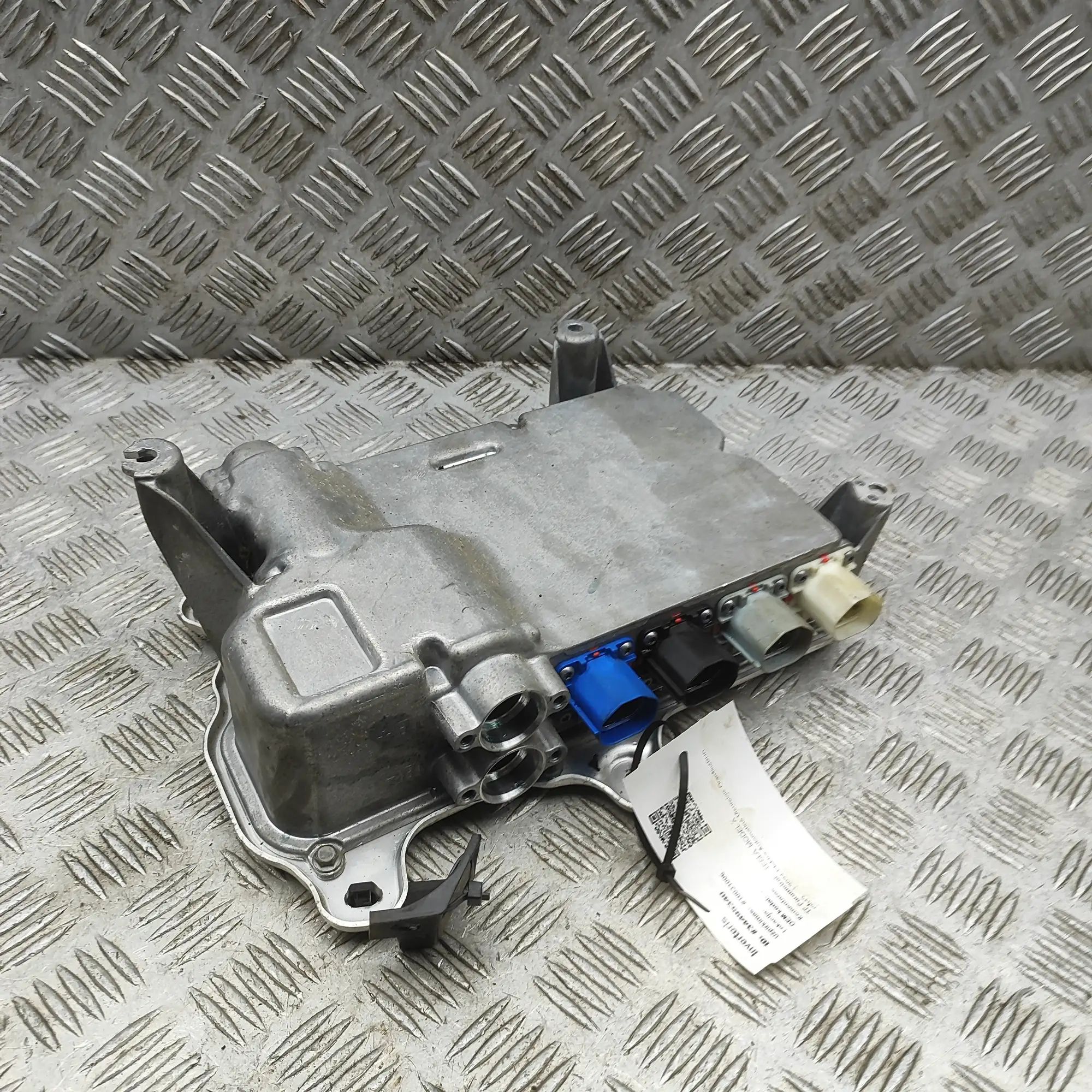Tesla Model X Inverter 1049678-00-H Inverter TESLA MODEL X (2013-...)
...