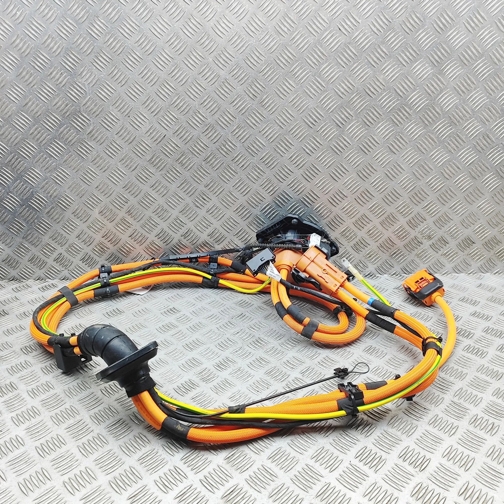 Mercedes-Benz GLA / EQA (H247) Battery Charging Cable A2435407013 Battery Charging Cable MERCEDES-BEN...