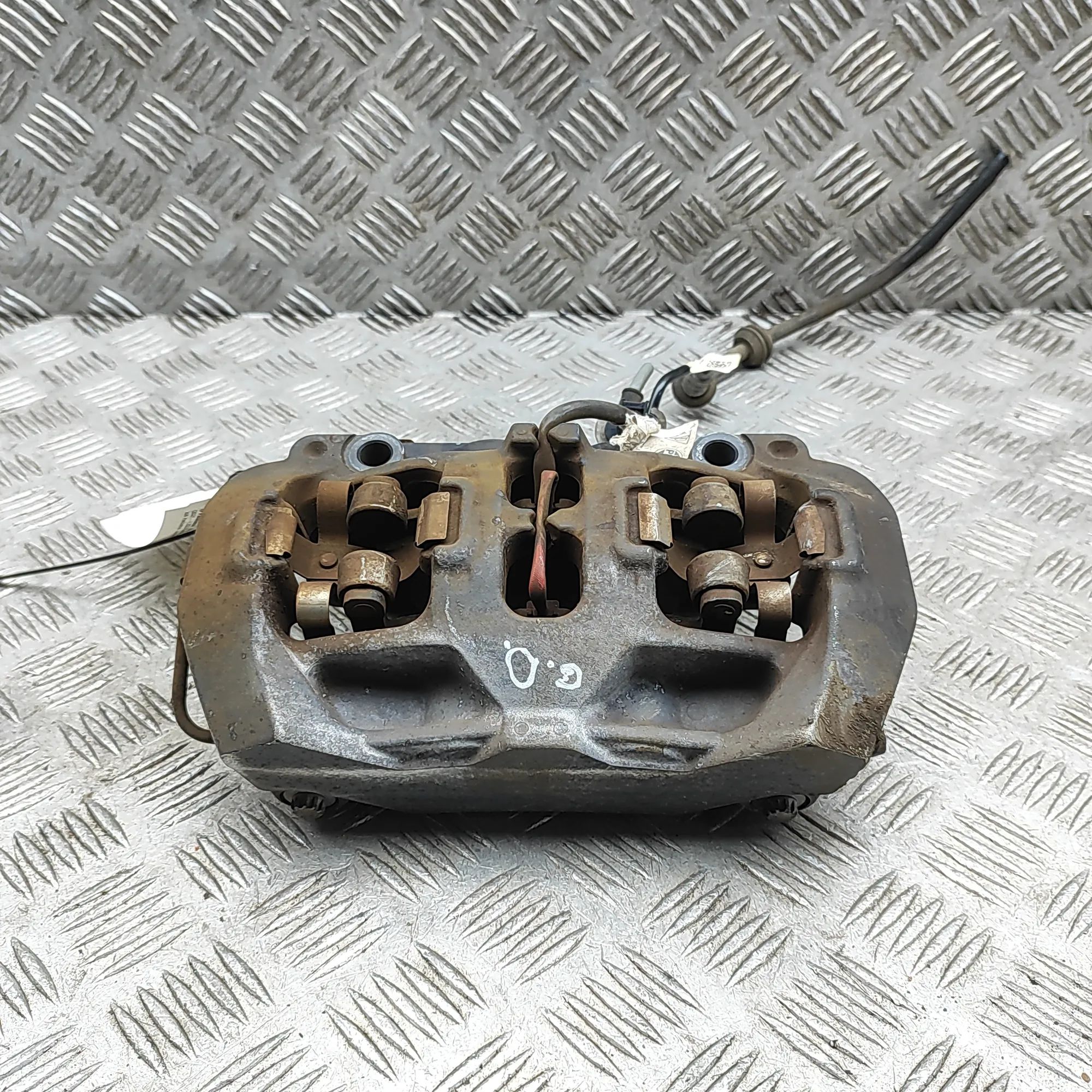 Audi e-tron GT (FW) Rear Right Brake Caliper 4J3615404AM, 9J1615424 Rear Right Brake Caliper...
