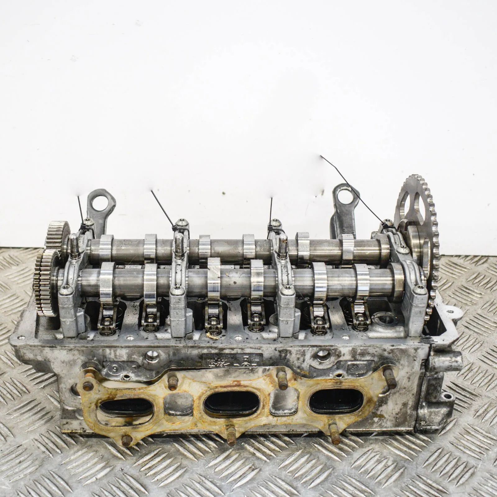 Audi A6 (C7) Left Side Engine Head 059103064GJ059109129AG Left Side Engine Head AU...