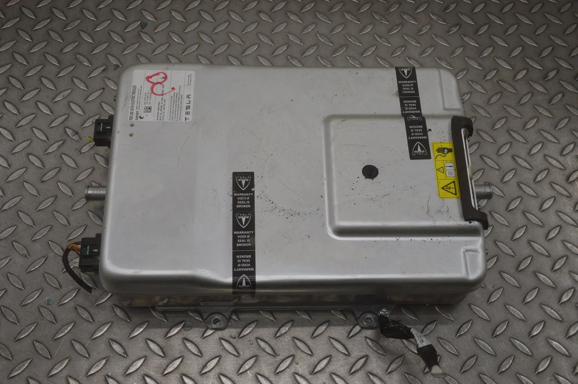 Tesla Model S Inverter 1014963-00-C Inverter TESLA MODEL S (2012-...)
...