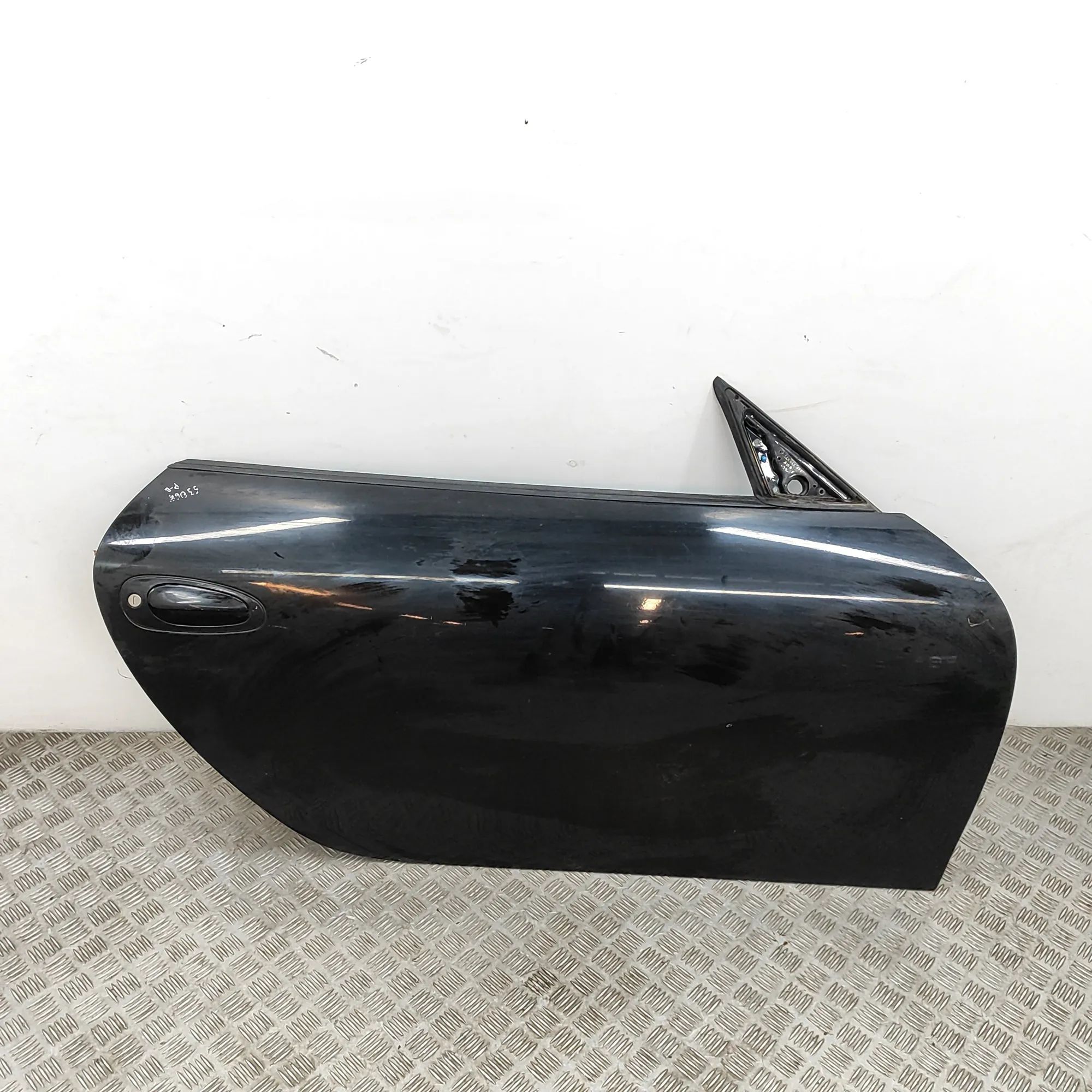 Porsche Boxster (986) Front Right Door 996.531.012.02, 99653101202 Front Right Door PO...