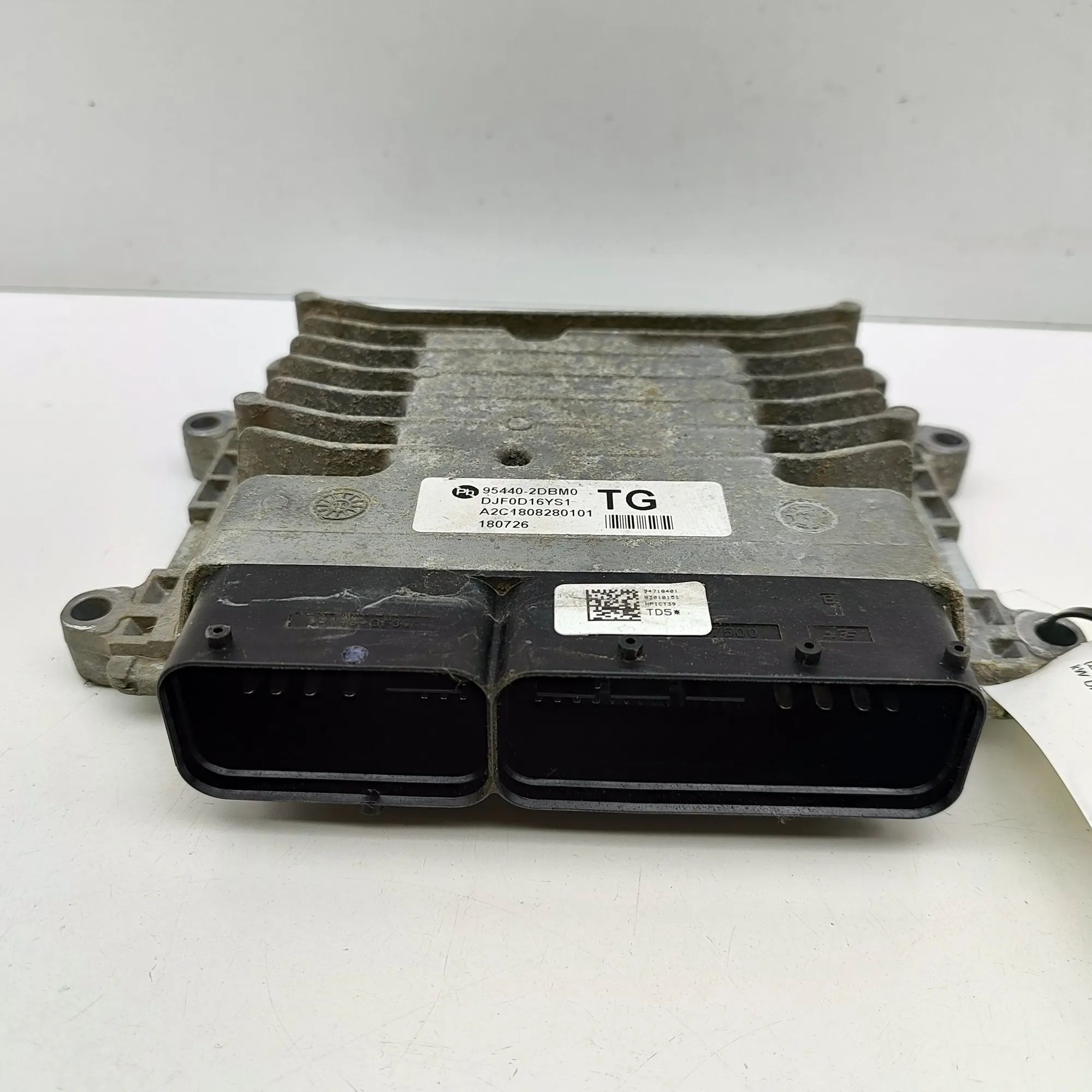 Kia Optima (JF) Engine Control Unit 95441-2DBM0, 95440-2DBM0 Engine Control Unit KI...