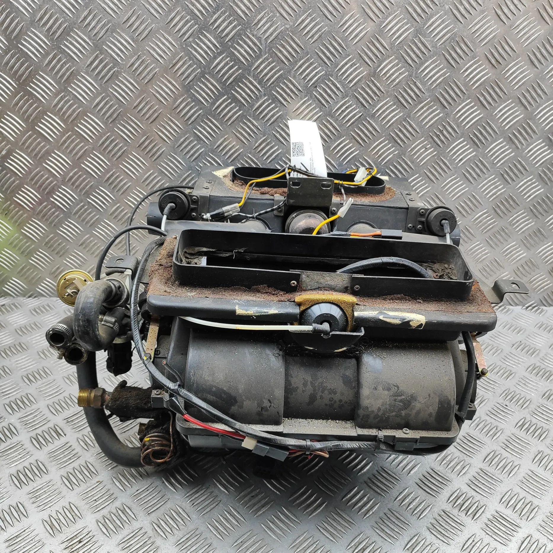 Maserati Biturbo (2, 4, Spyder, Karif) Interior Heater 315570005, 315551005 Interior Heater MASERATI 4...