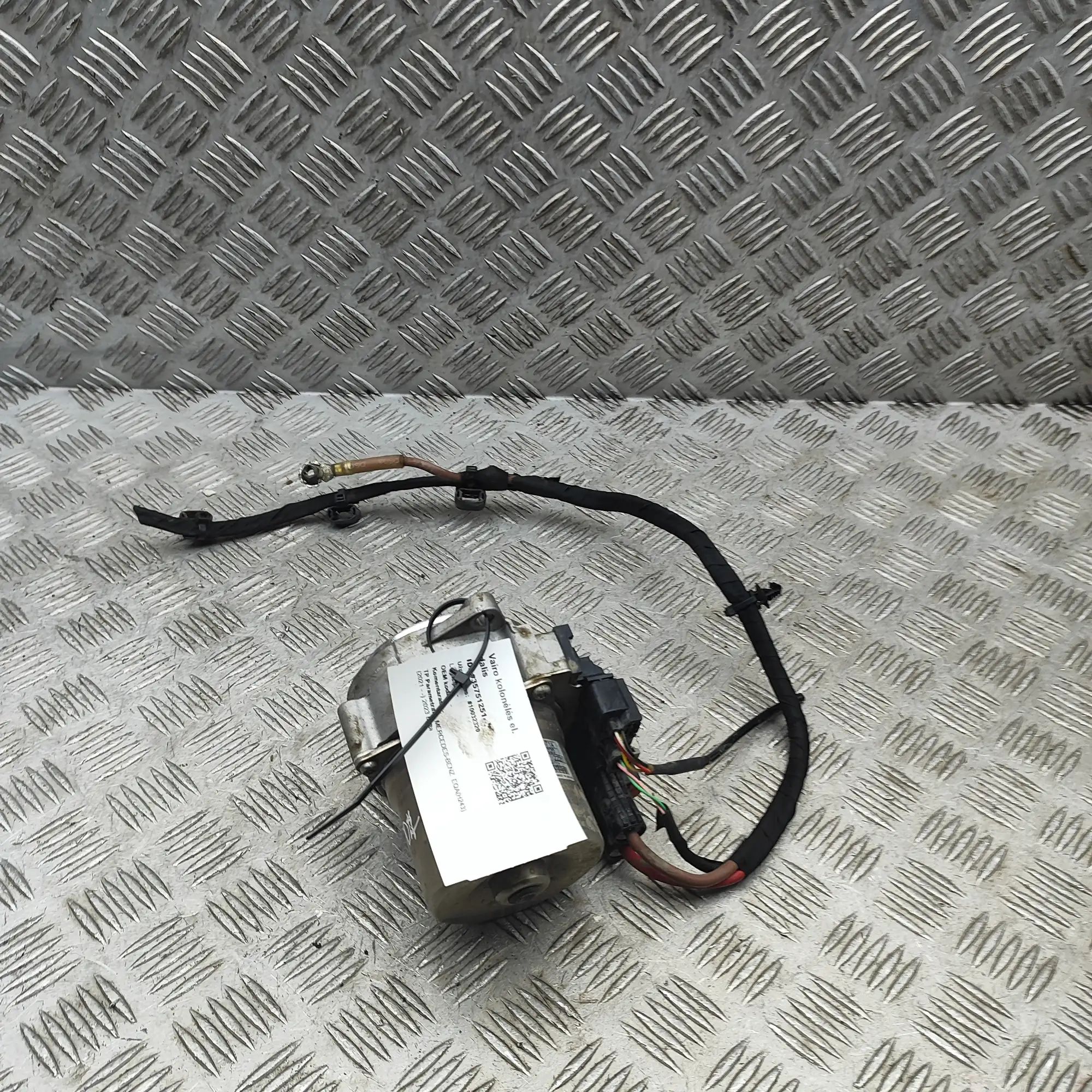 Mercedes-Benz GLA / EQA (H247) Steering Rack Motor 6800015971A, Q003TF6272 Steering Rack Motor MER...