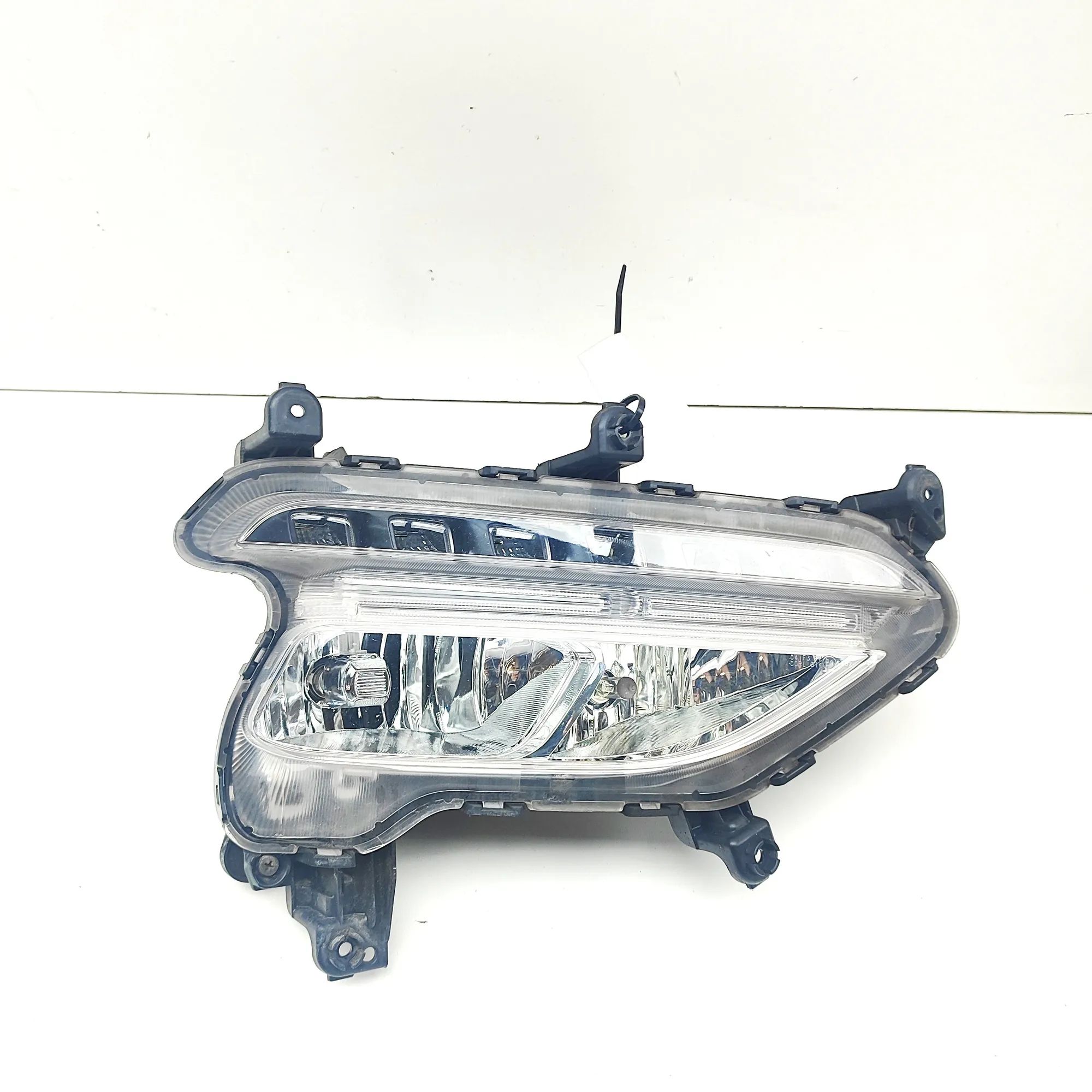 Hyundai Santa Fe Front Right Fog Light 92202-2W5 Front Right Fog Light HYUNDAI SANTA (...