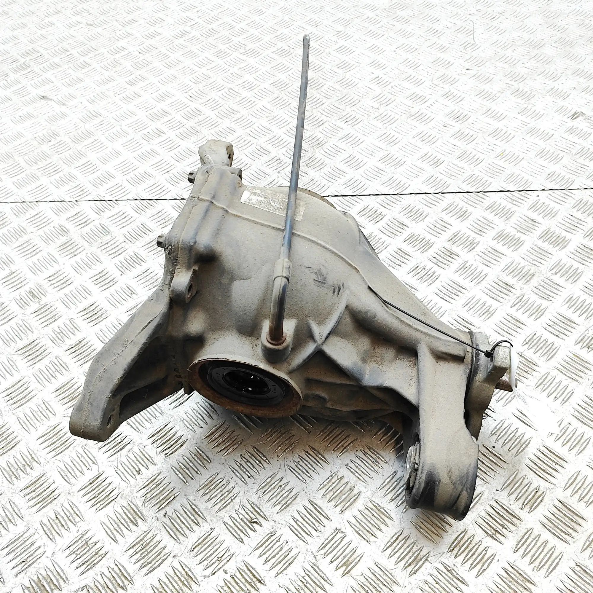 Mercedes-Benz ML / GLE (W166) rear differential A1663502714 Rear Differential MERCEDES-BENZ GLE...