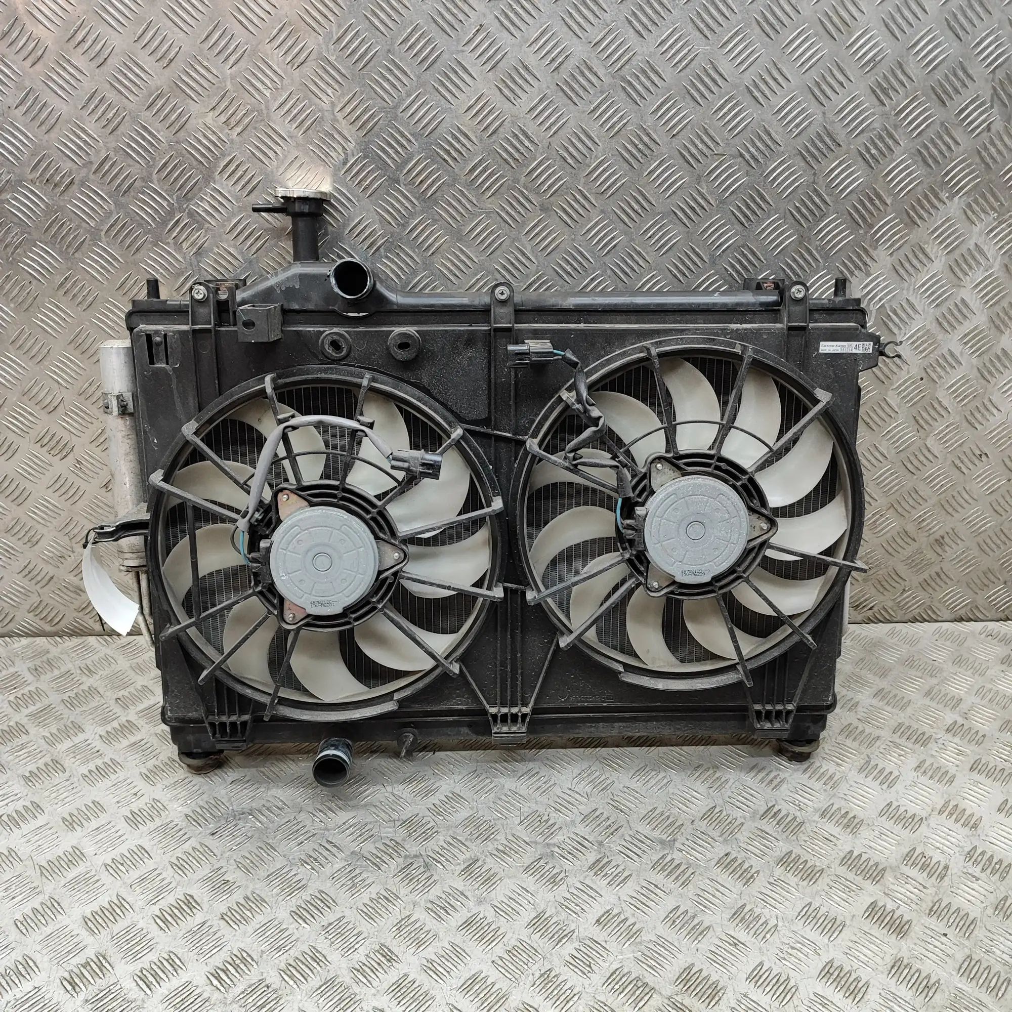 Mitsubishi Outlander Cooling Radiator Pack 1350A601, 1355A440 Cooling Radiator Pack MITSUB...