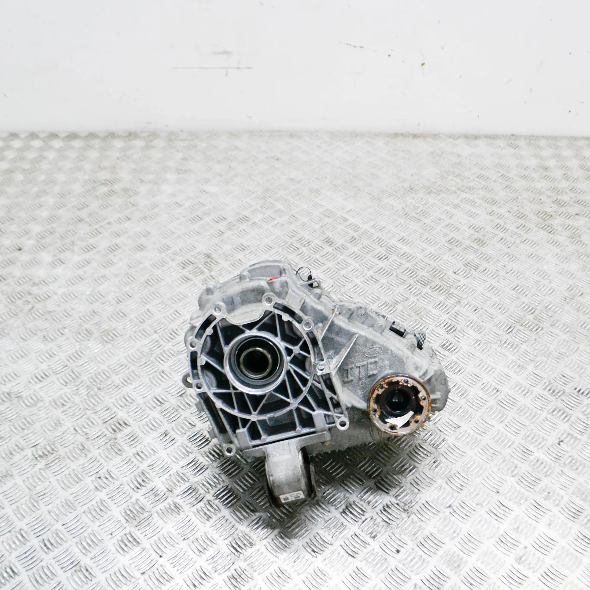 Land Rover Range Rover (L405) Transfer box HPLA-7K780-A, HPLA-7J426-AD Transfer Box LAND R...