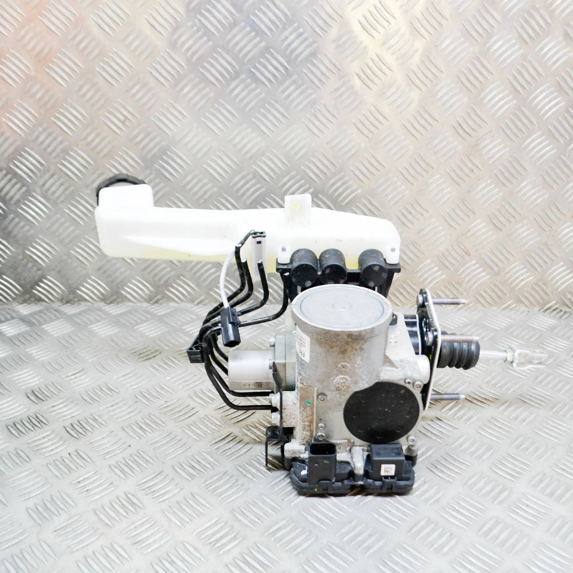 Hyundai Tucson Brake Servo Booster 58500-CZ900, BA60002390 Brake Servo Booster HYU...