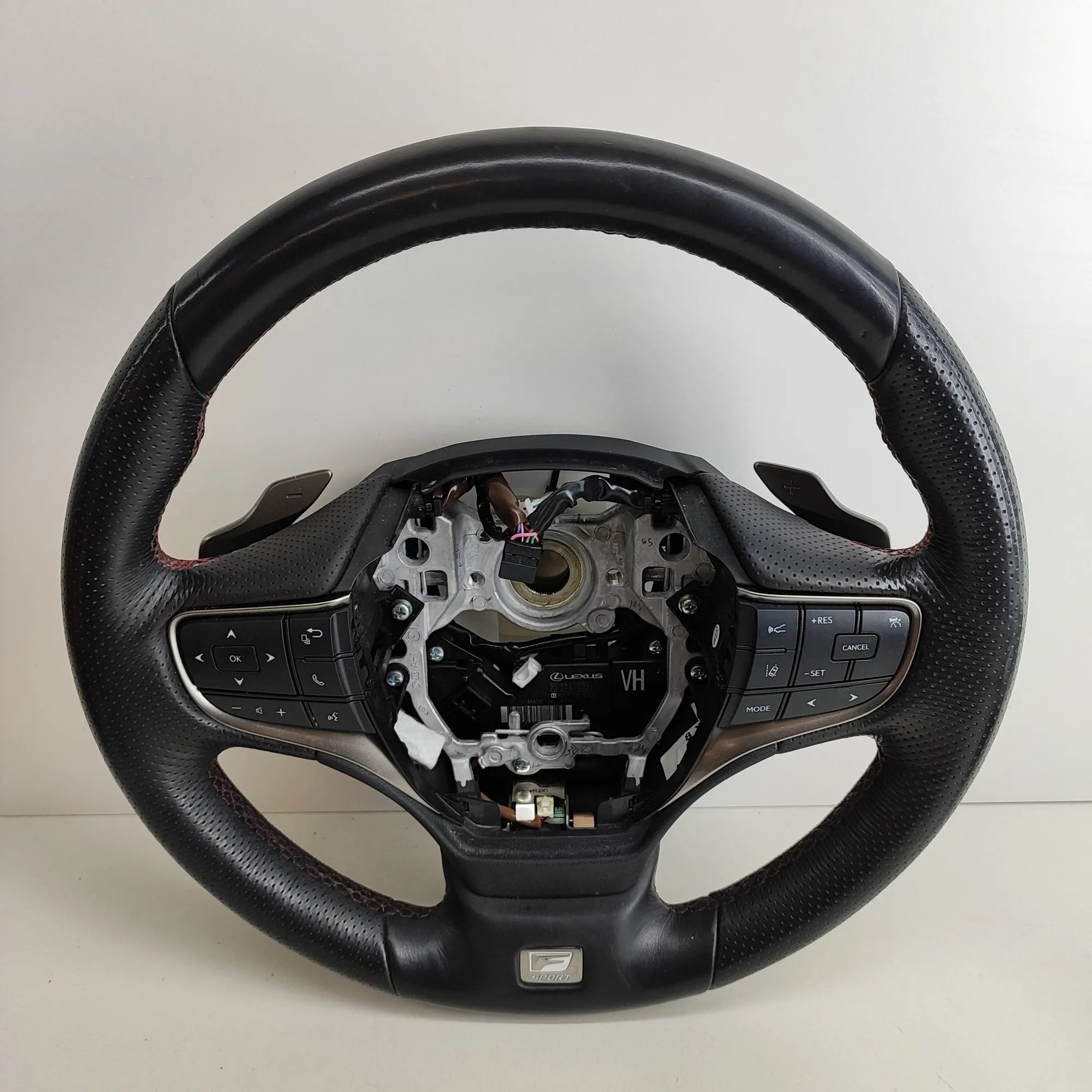 Lexus UX steering wheel 45100-33A50, 864A1-33010, GE400-00620, 45100-33...