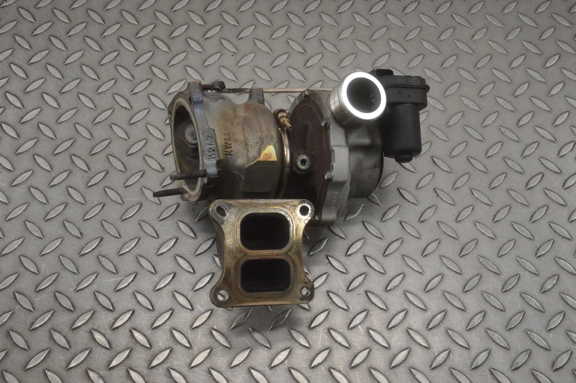 Alfa-Romeo Giulia (952) Turbocharger 00500525430, 04893687AD Turbocharger ALFA ROMEO...