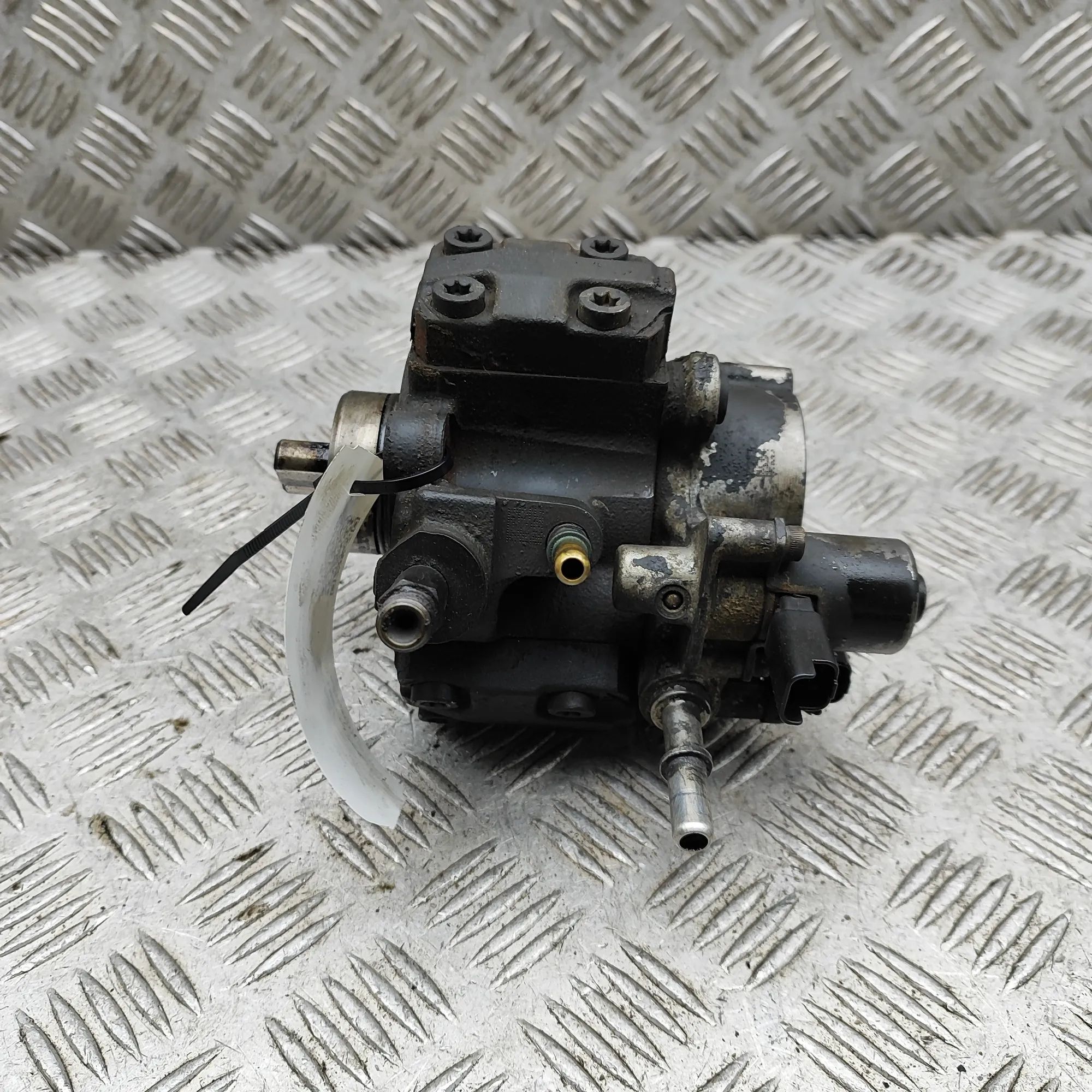 Ford Transit Connect / Tourneo Connect насос топлива RMBK3Q-9B395-AD Fuel Pump FORD TRANSIT (Minibus...