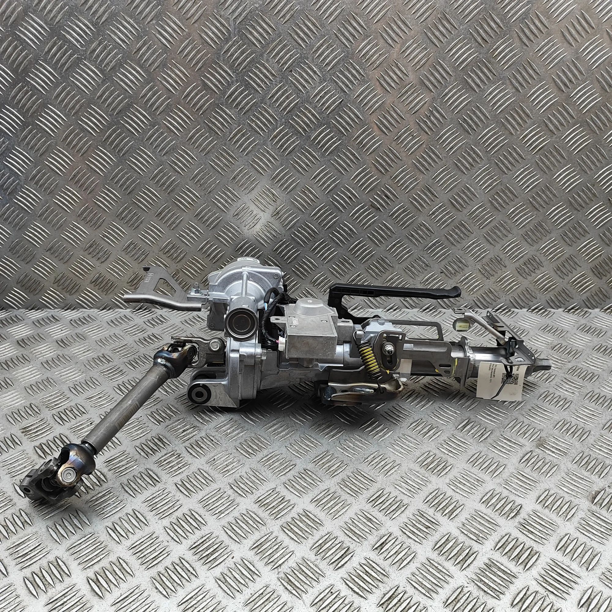 Mazda 3 (BP) Steering Column Mechanism B1S8-67-88Z Steering Column Mechanism MAZDA 3 (...