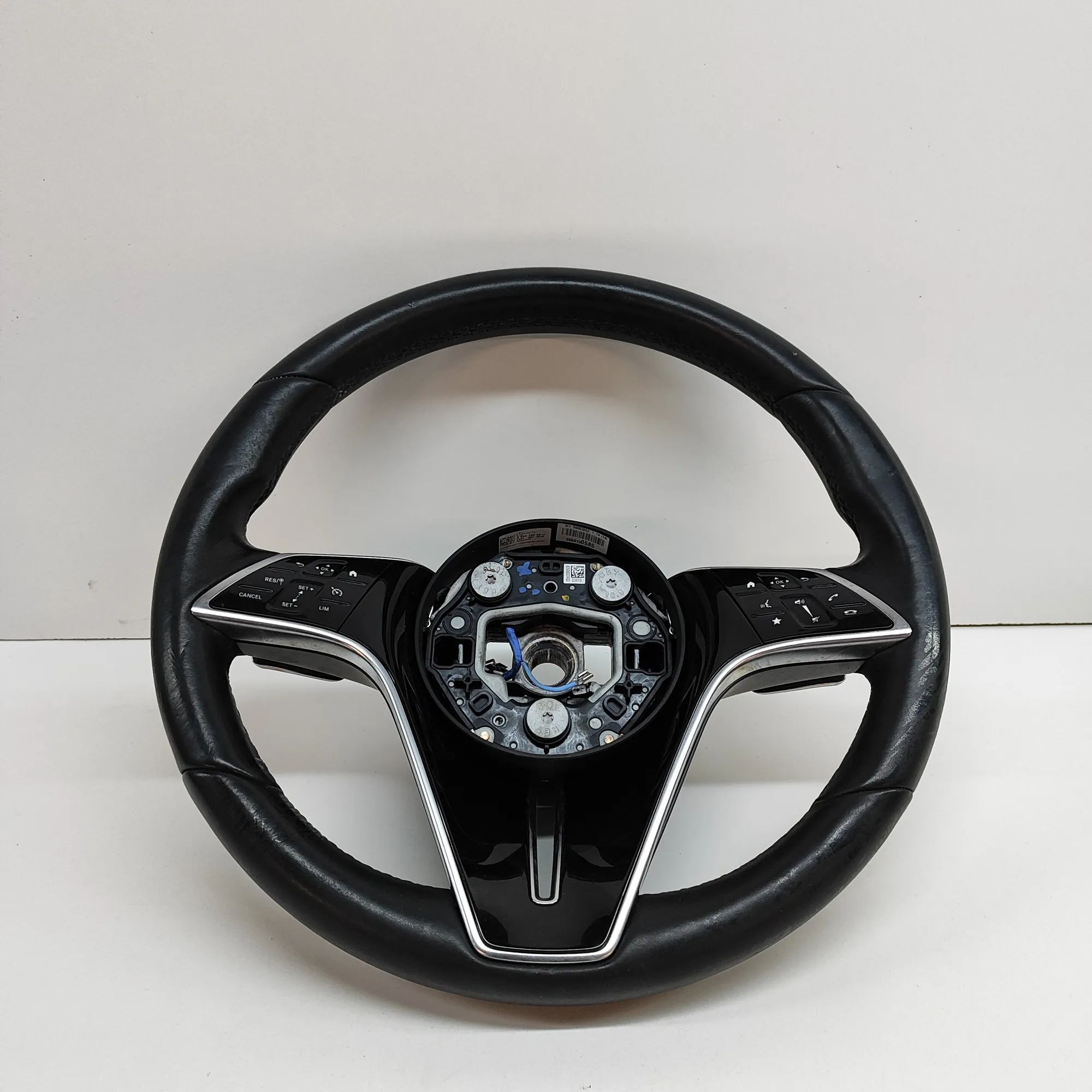 Mercedes-Benz A (W177) steering wheel 2200608883, A2200608883 Steering Wheel MERCEDES...