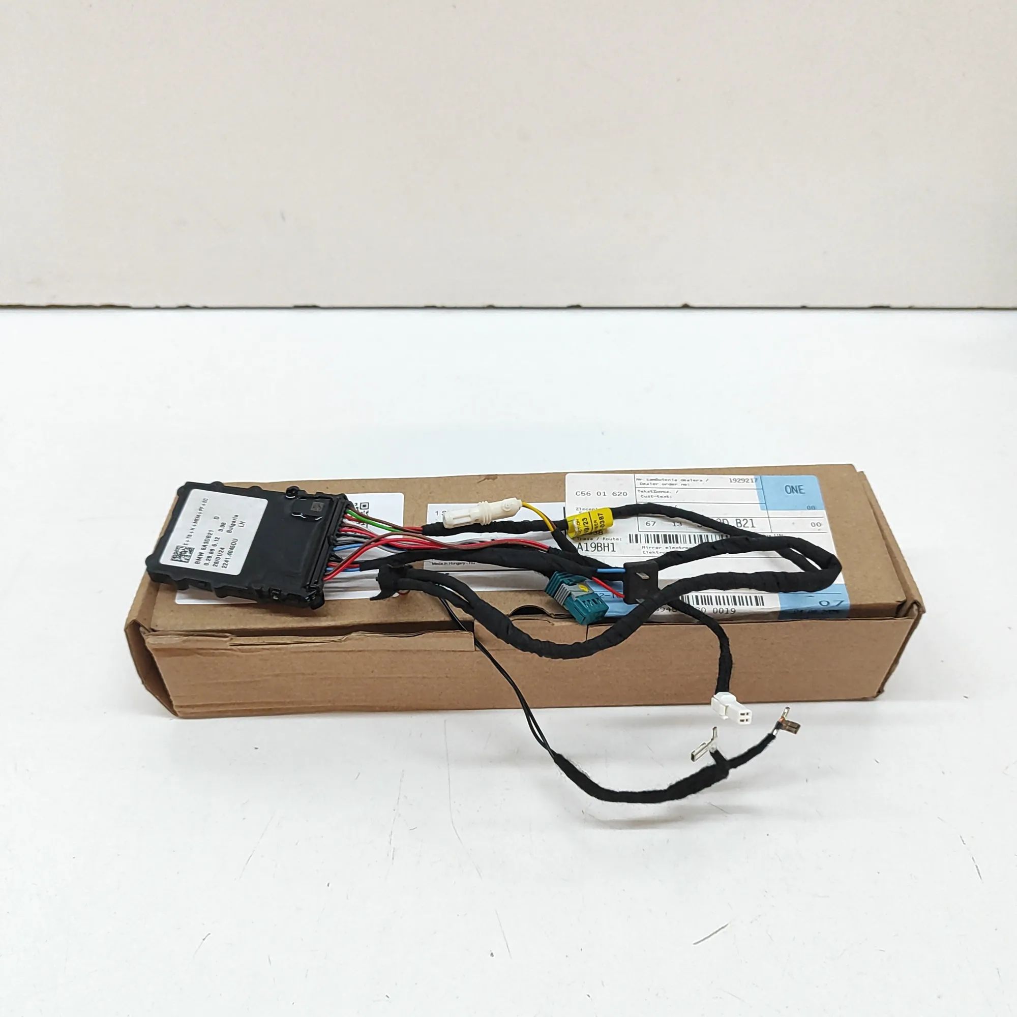 BMW 4 (F32 / F33 / F36) Left Side Mirror Control Unit 67135A3DB21, 5A3DB21 Left Side Mirror Control U...