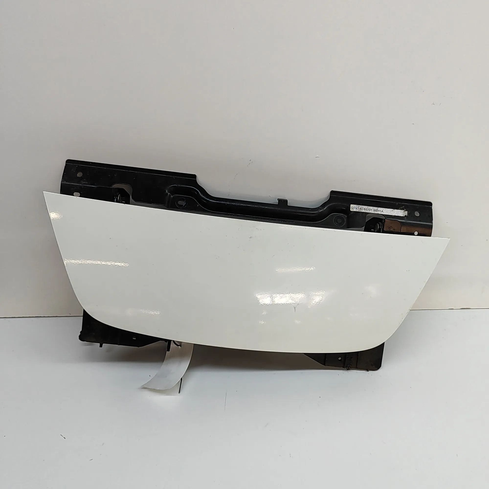 Nissan Leaf Fuel Tank Flap Cap 65701-5SH1A Fuel Tank Flap Cap NISSAN LEAF (ZE1...