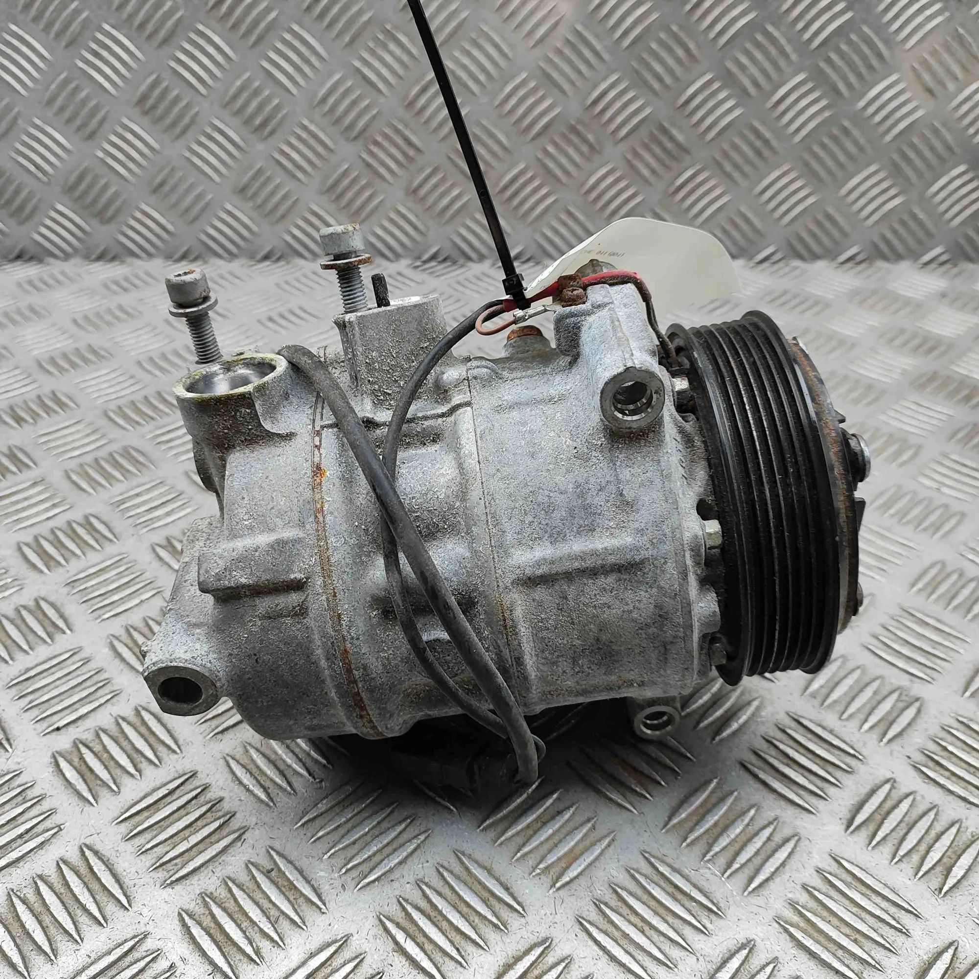 Porsche 911 (991) Air Condition A/C Pump 9P1820803C Air Condition A/C Pump PORSCHE 911 (...